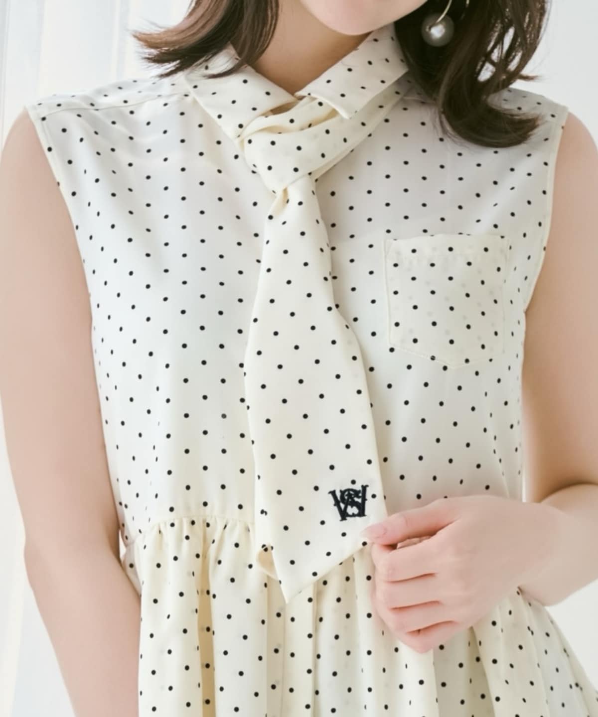 ティアードヘムリボンタイブラウス