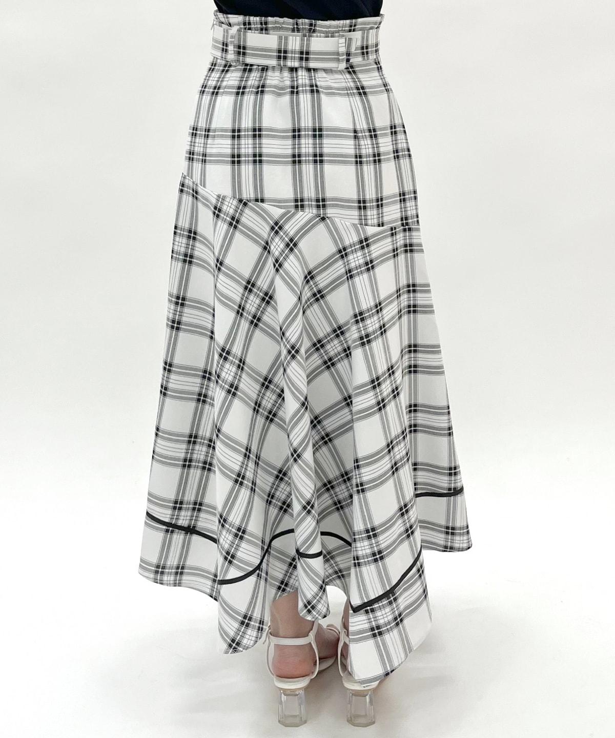 ベルト付きハンカチヘムスカート