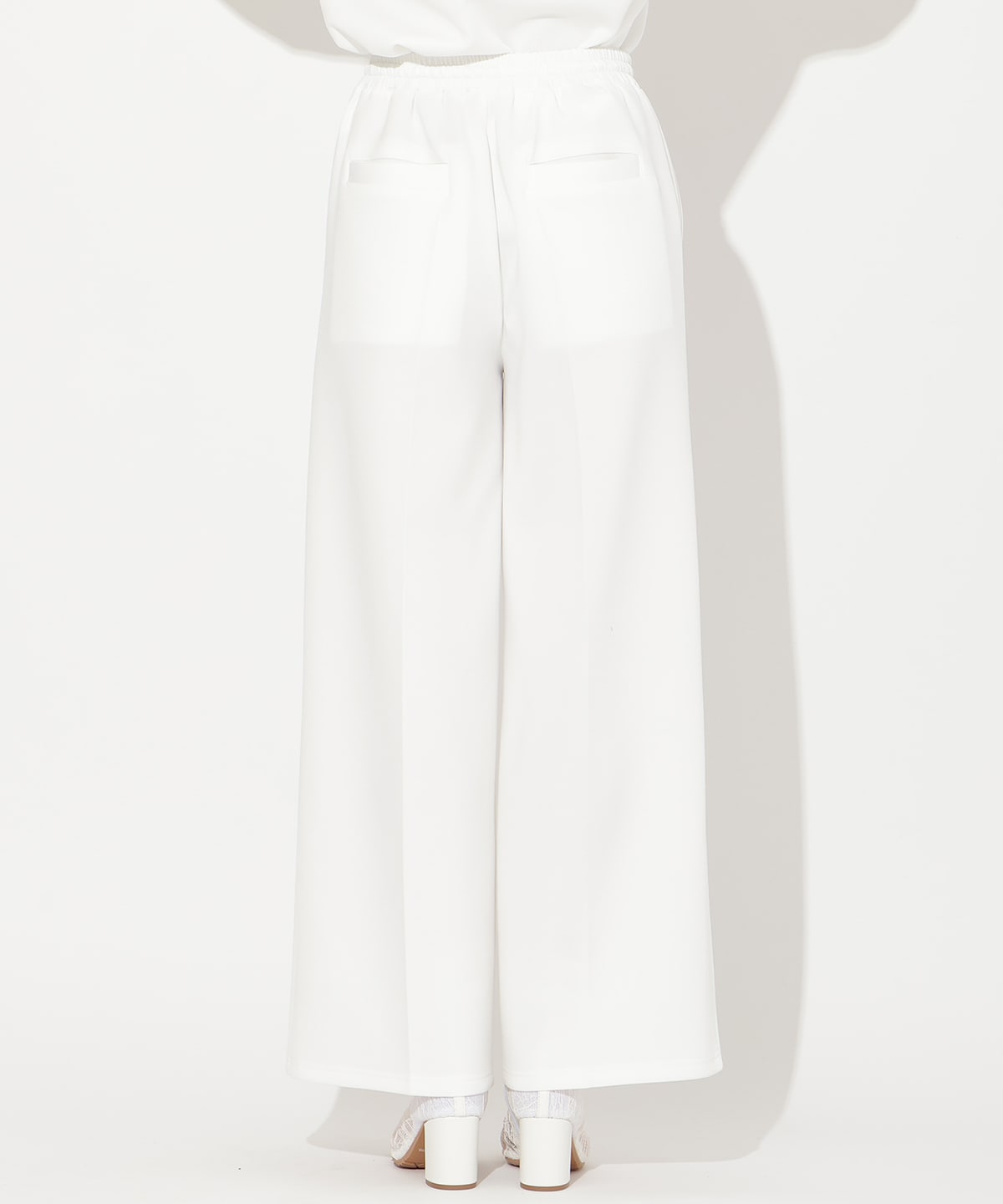 【3/12(thu)10時発売】フロントピンタックスウェットパンツ