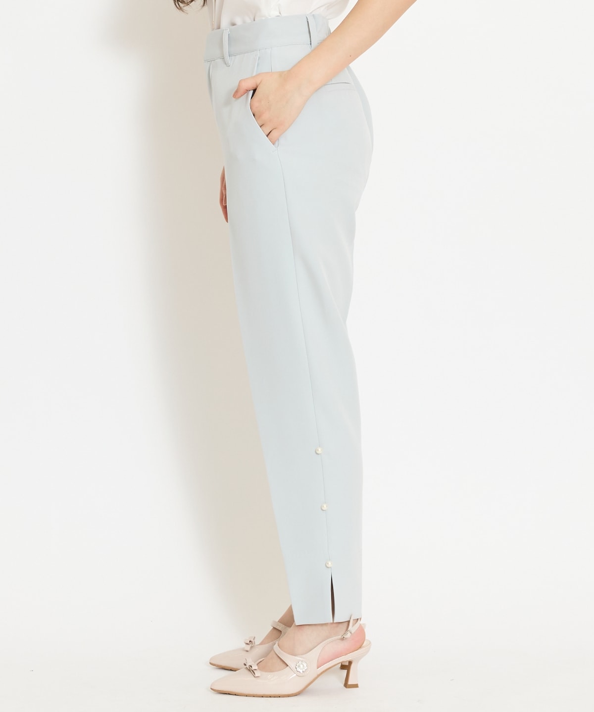 パールデザインテーパードパンツ