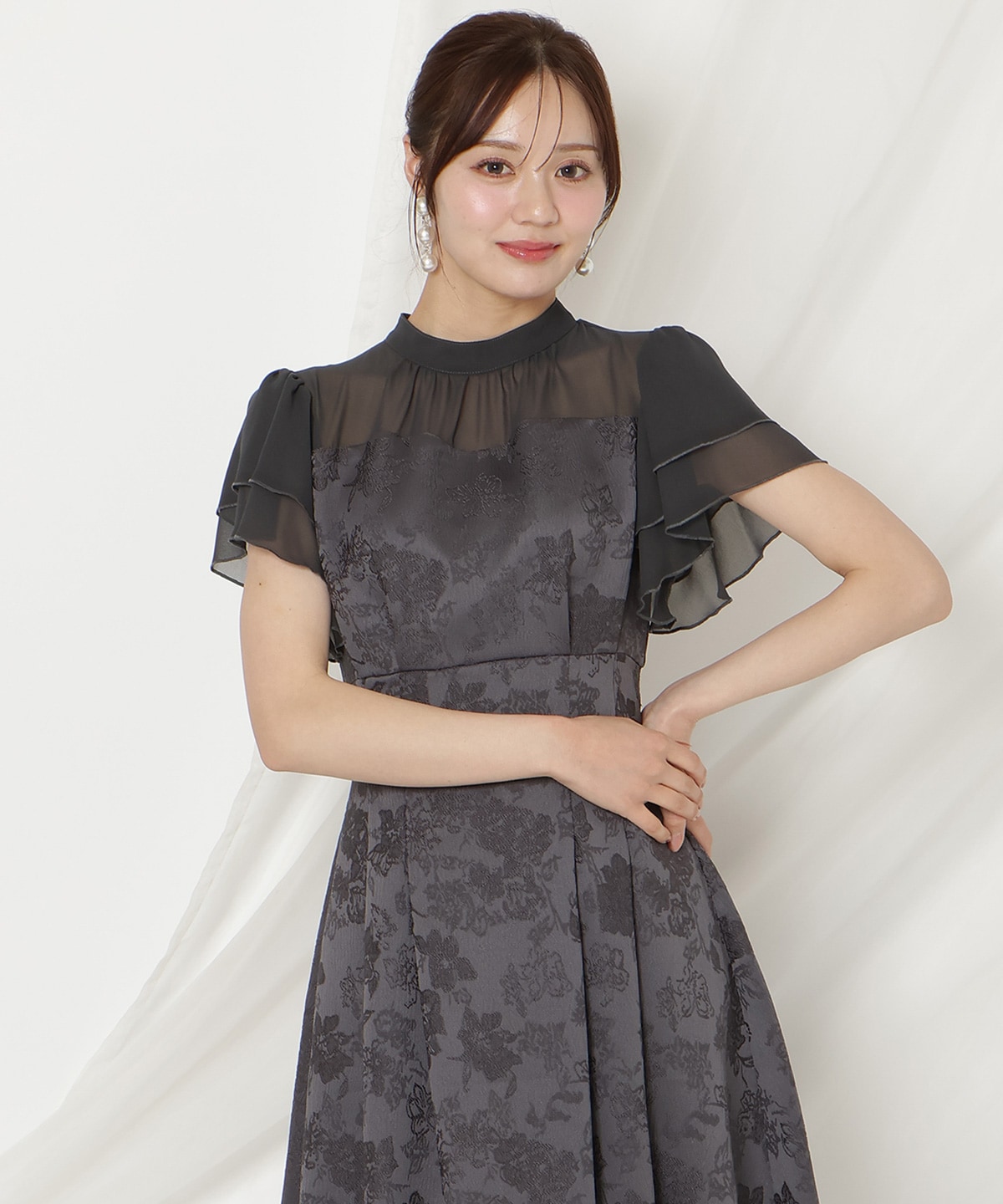 ジャガードタックフレアワンピース