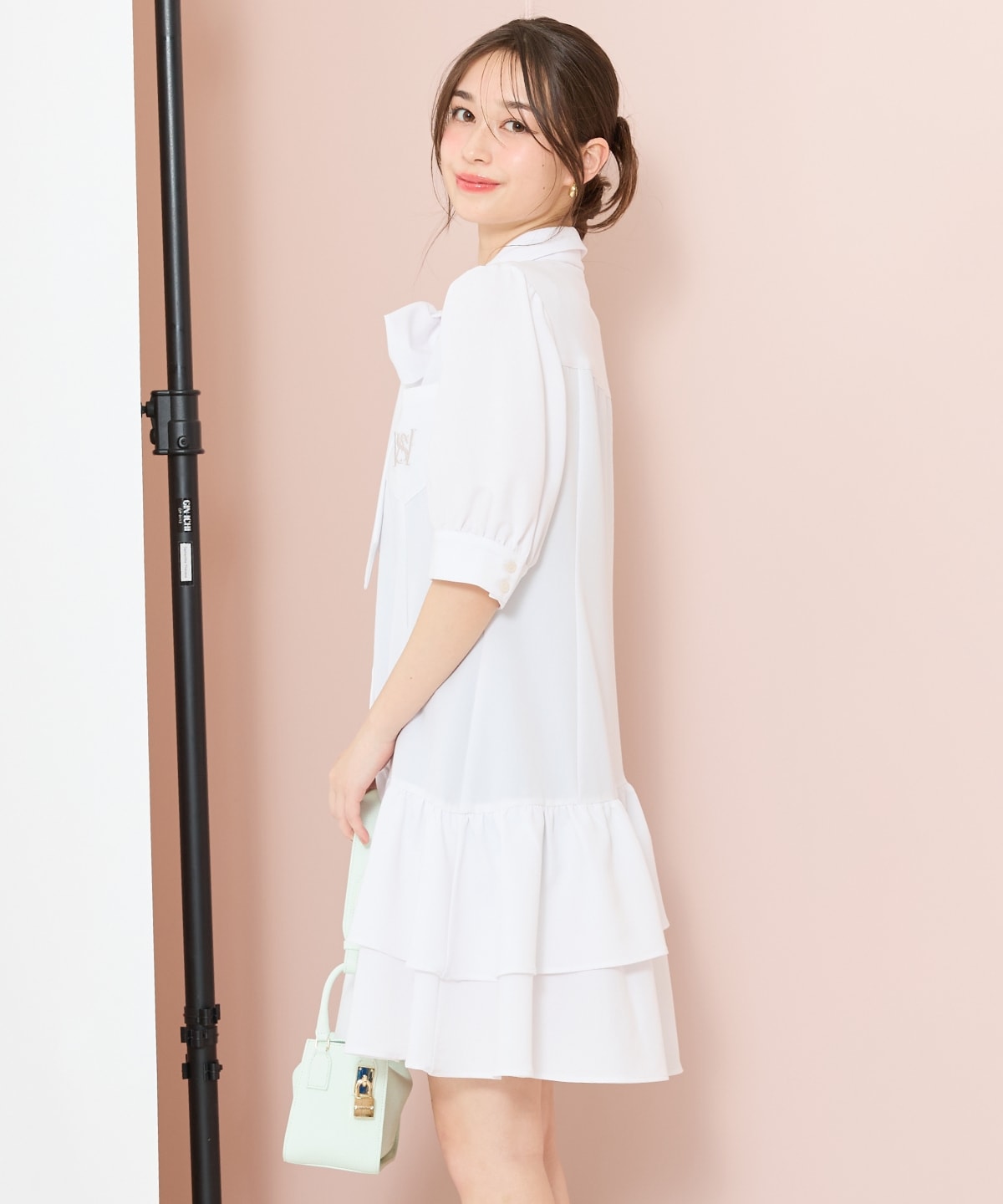 ティアードフリルリボンタイシャツワンピース