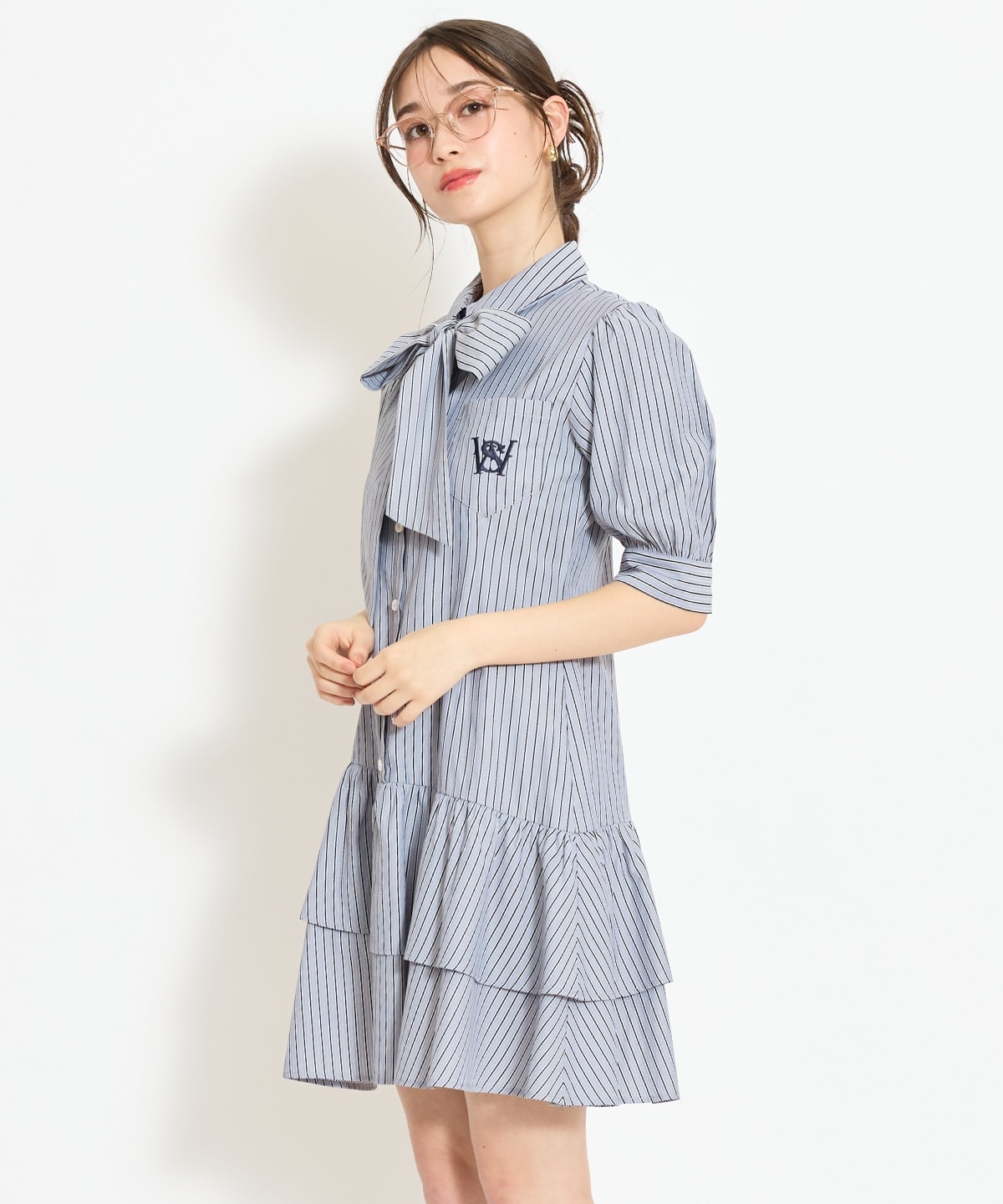 ティアードフリルリボンタイシャツワンピース