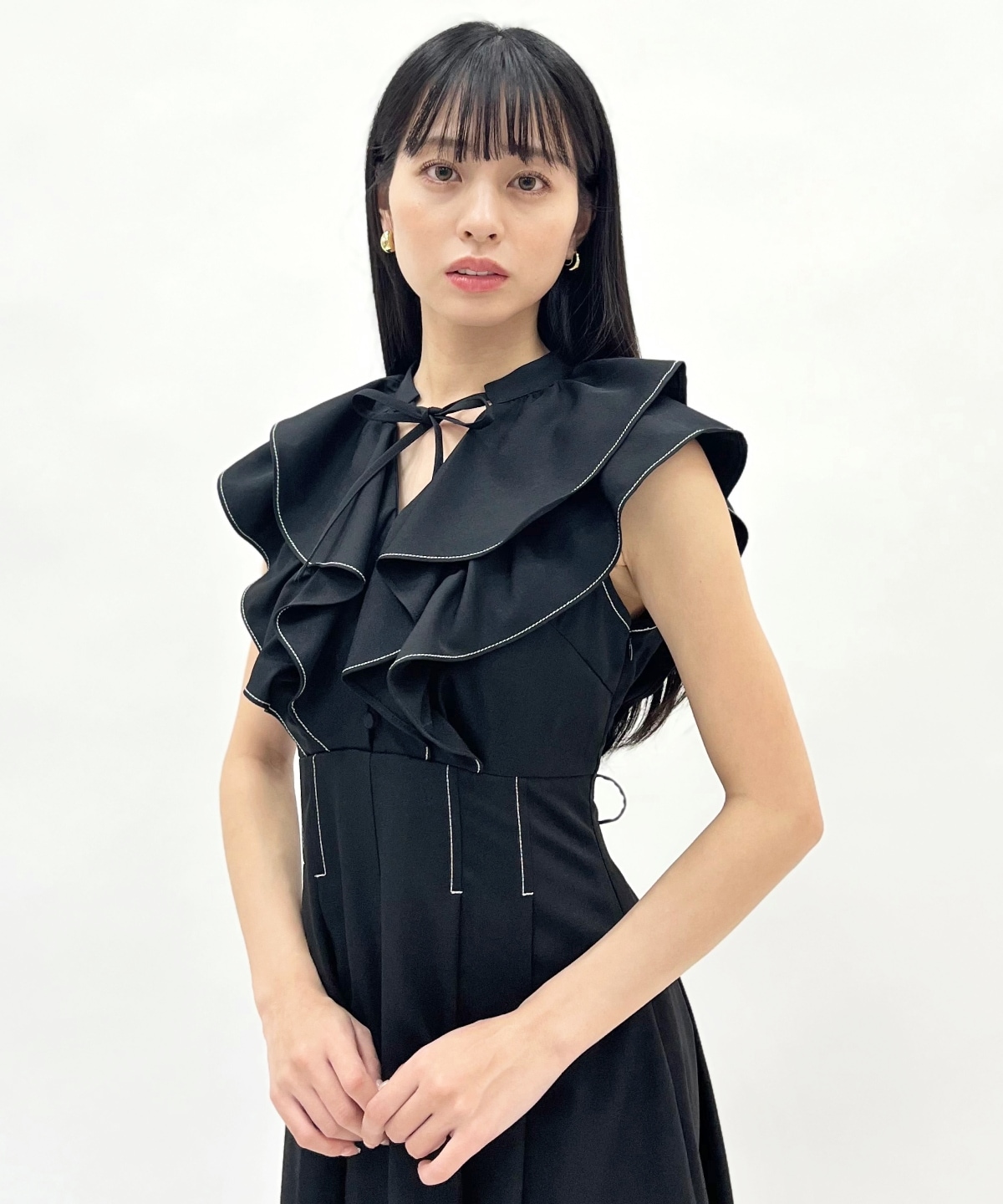 ナローリボンラッフルフリルワンピース