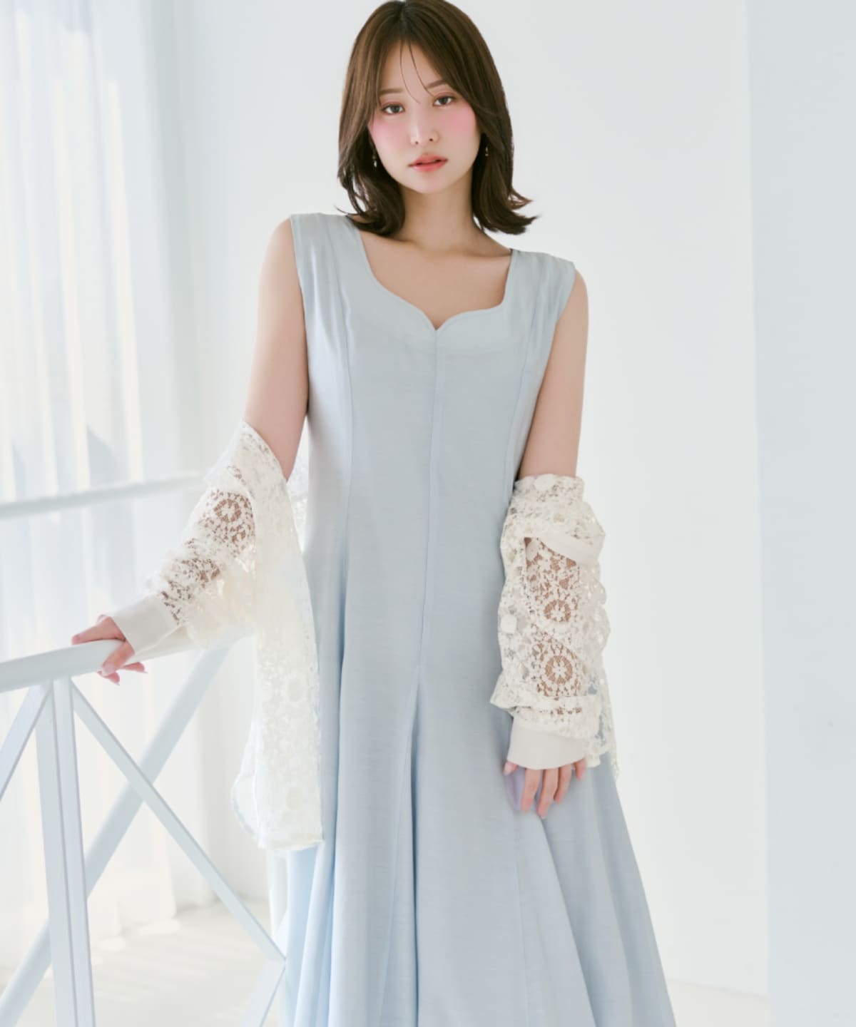 バックリボンノースリーブAラインワンピース