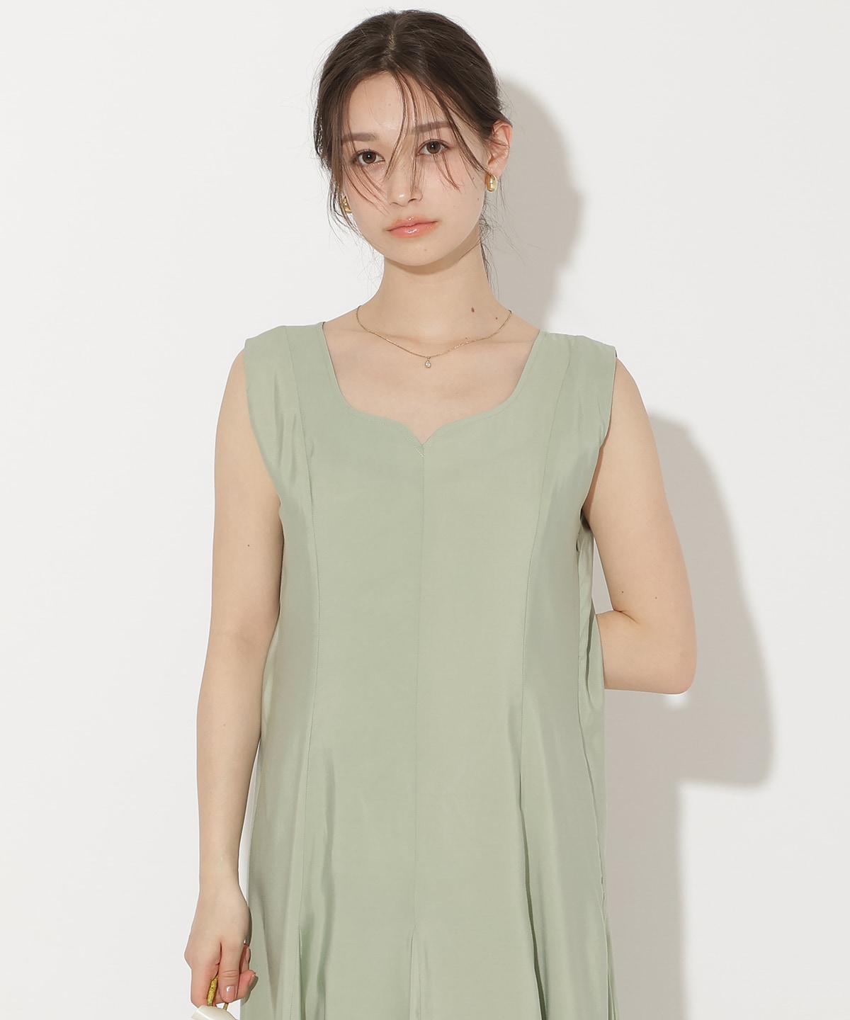 バックリボンノースリーブAラインワンピース