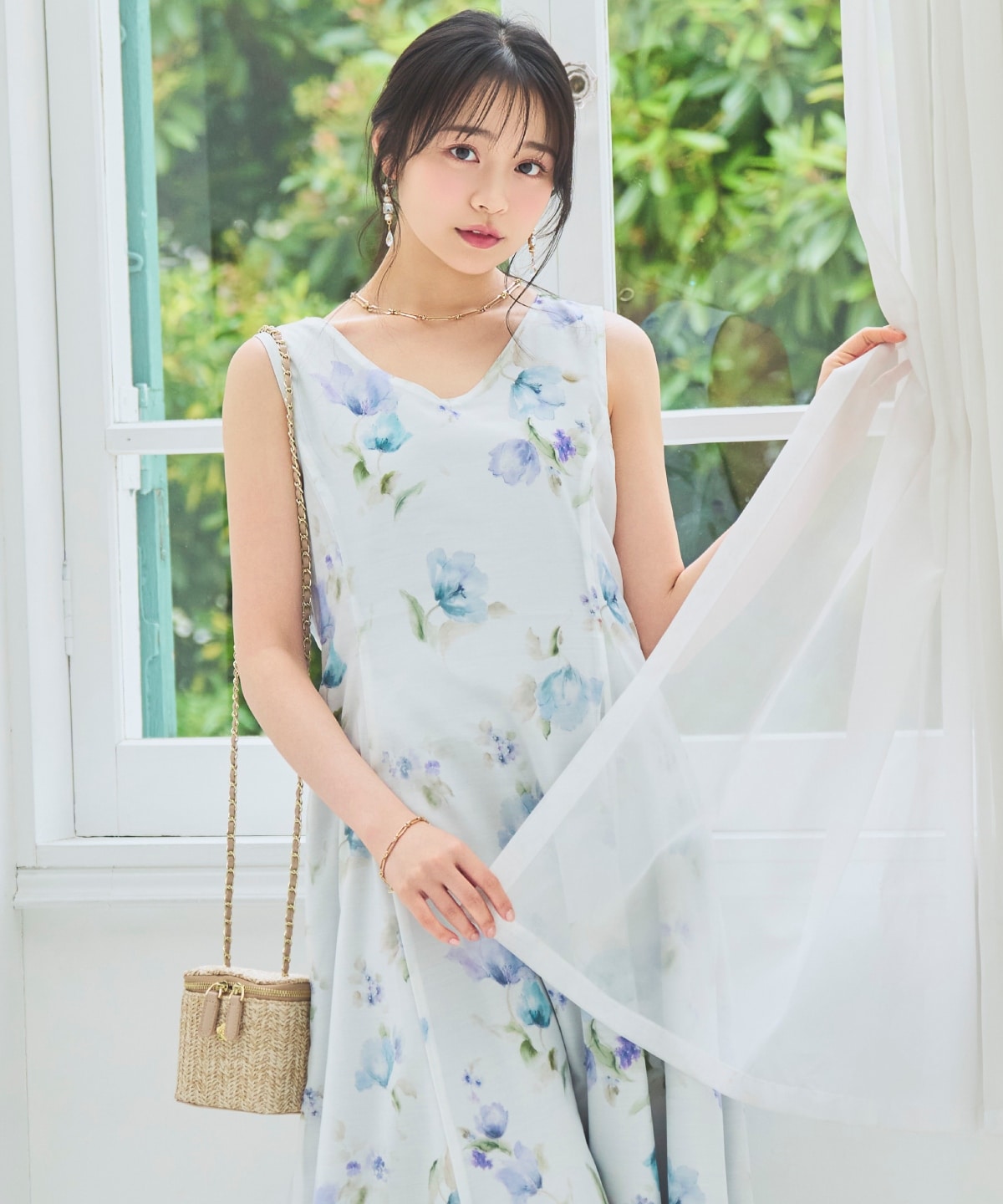 【6/11(thu)10時発売】ウォーターフラワープリントリバーシブルワンピース