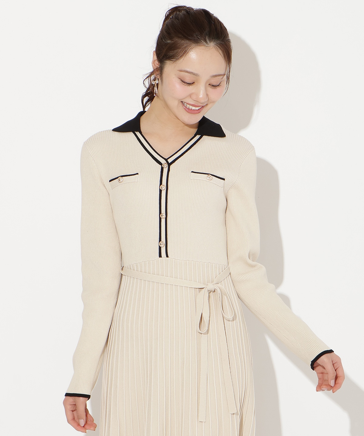 バイカラープリーツニットワンピース