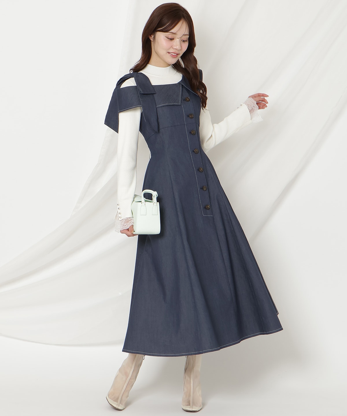 アシンメトリーリボンショルダーワンピース