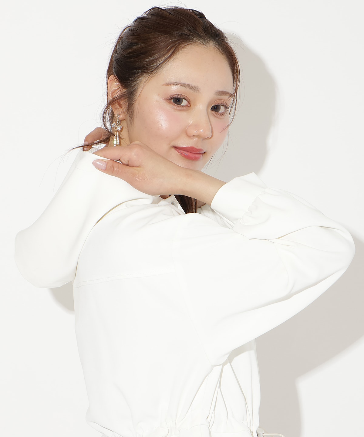 ドロストペプラムフードブルゾン