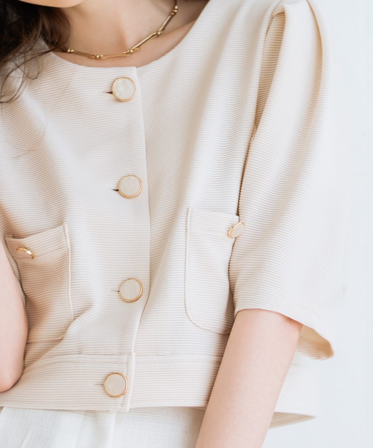 ノーカラーポンチジャケット