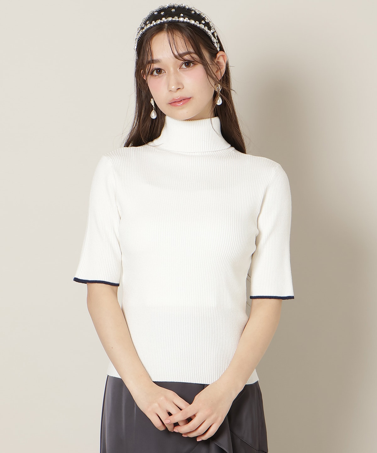 バイカラーアンサンブル【ハイネックトップス×カーディガンセット】