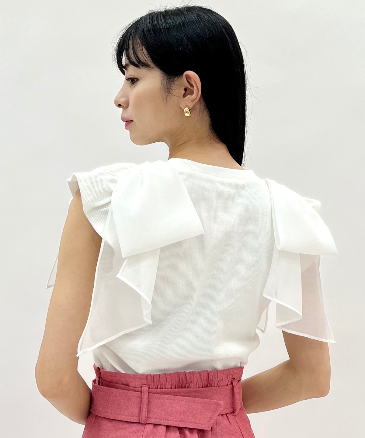ショルダーリボンカットトップス