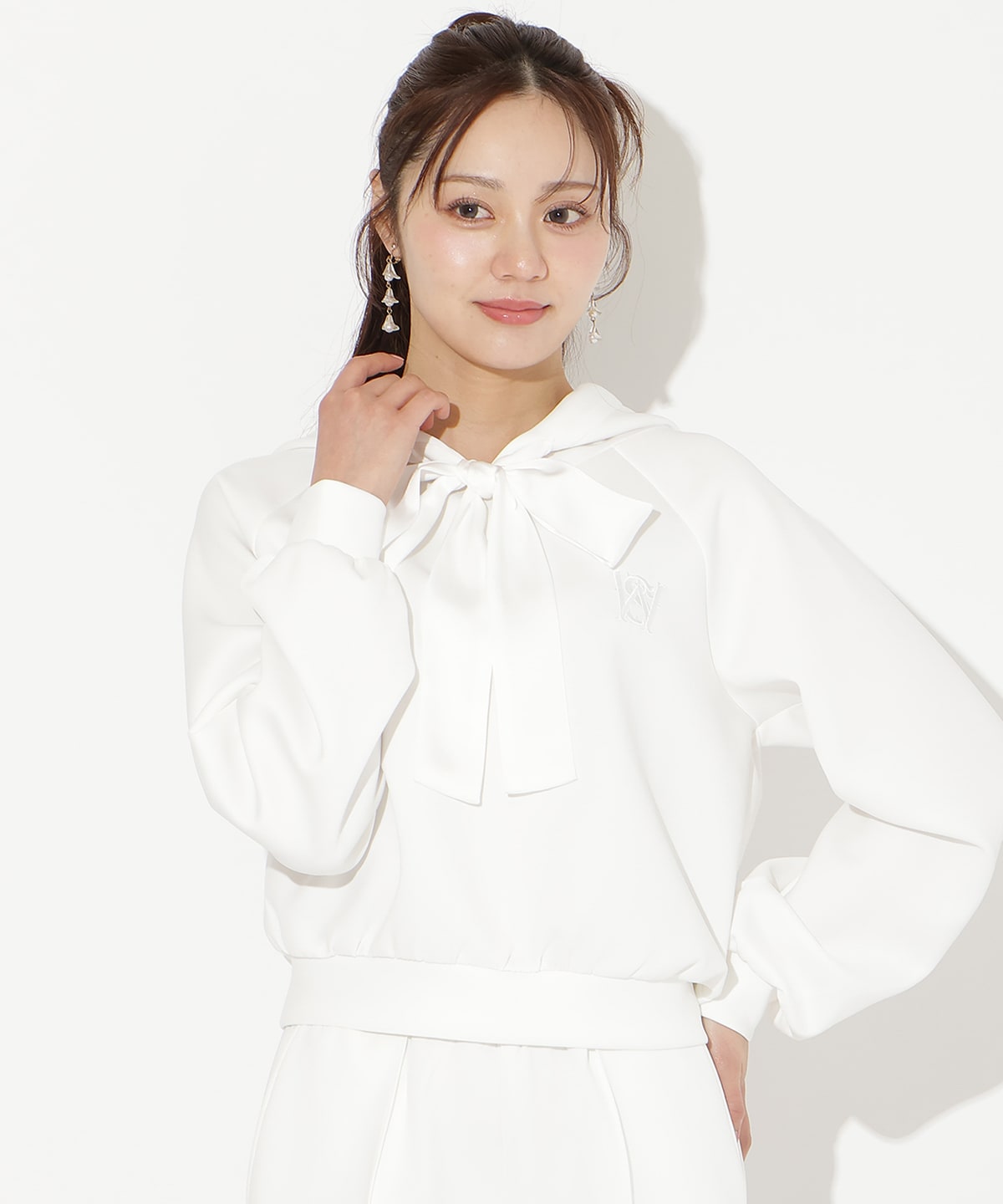 【3/12(thu)10時発売】リボンスウェットフーディー