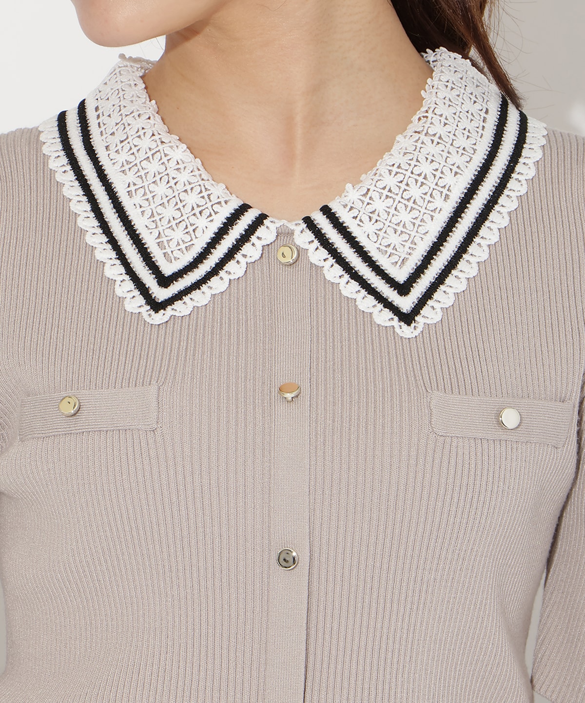 バイカラーレース襟リブニット