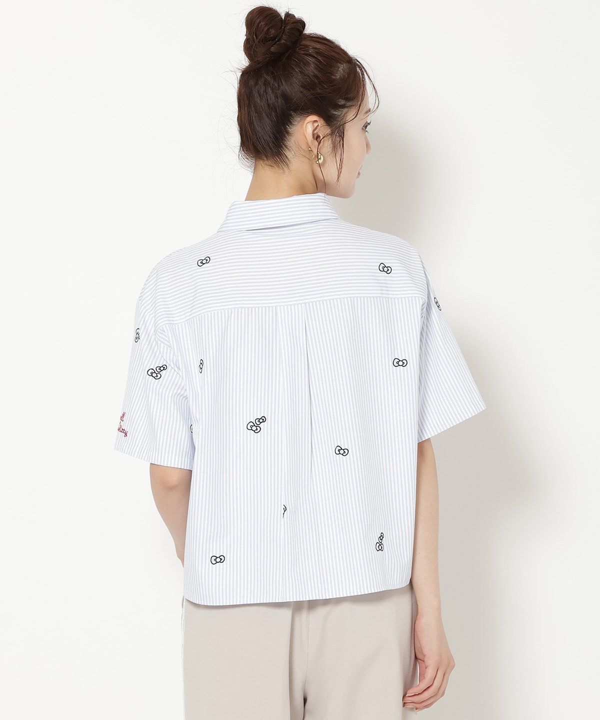 【8/7(fri)20時発売】WILLSELECTION×HELLO KITTY 刺繍クロップドシャツ