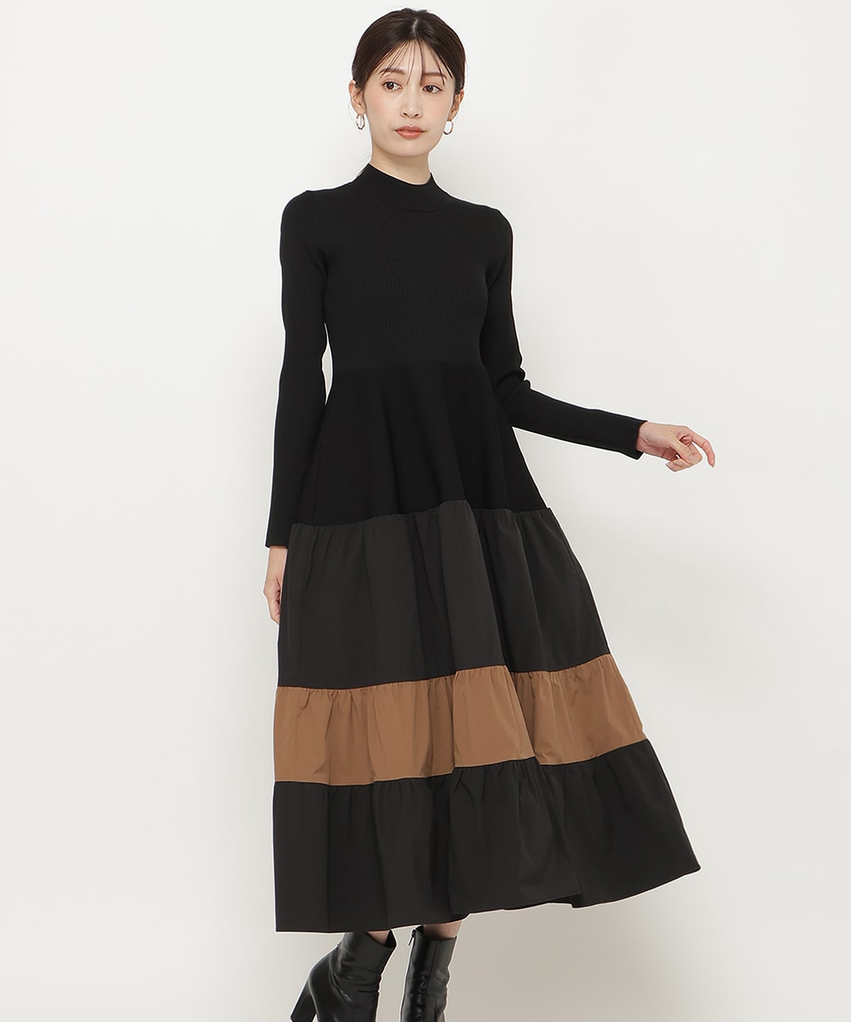 布帛ティアードドッキングワンピース