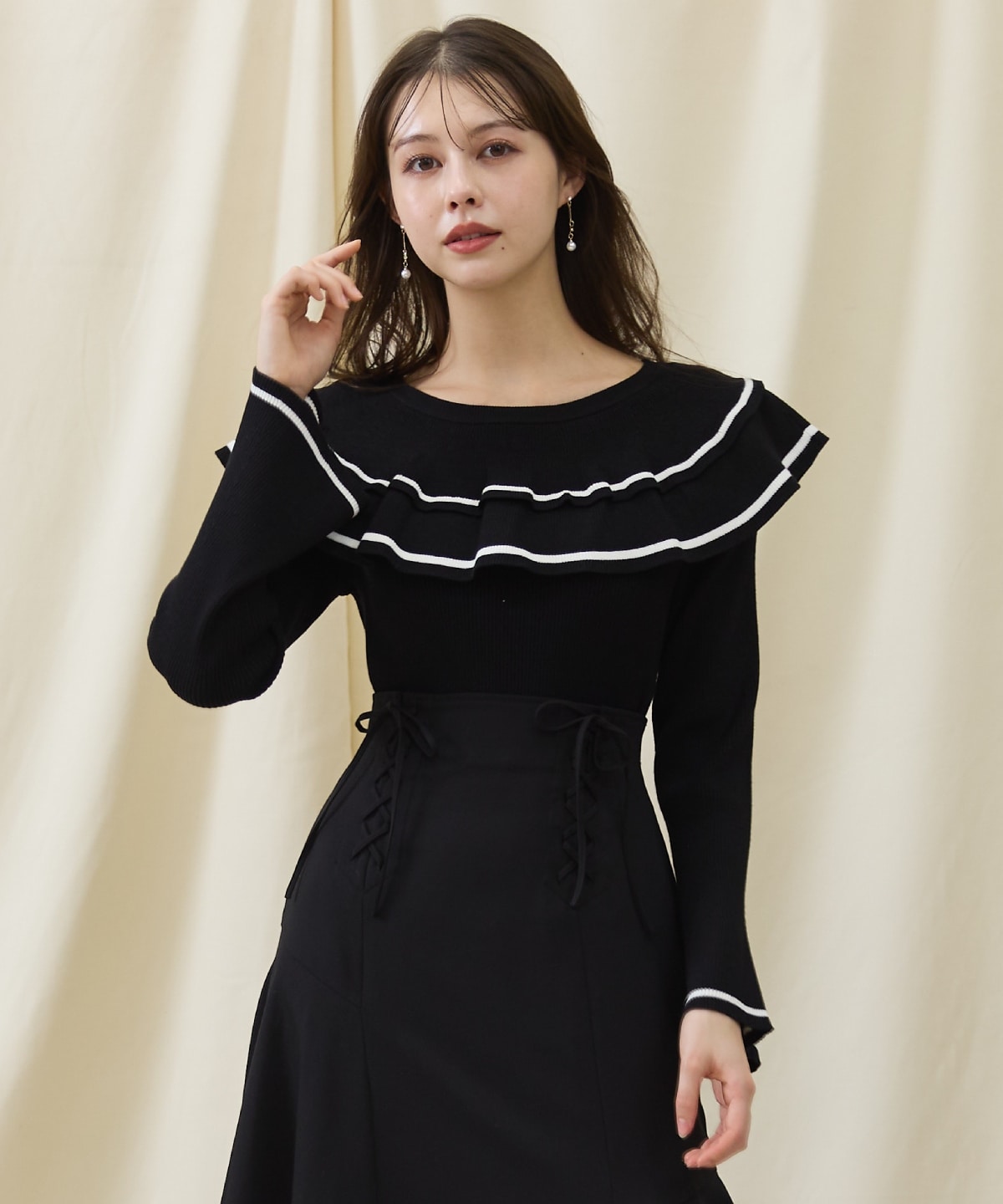 配色ケープフリルニット