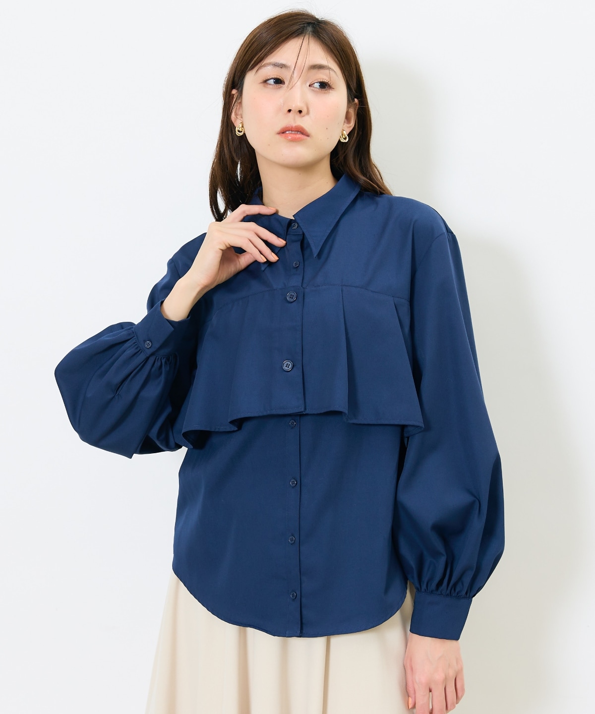 ヨークデザインタックシャツ