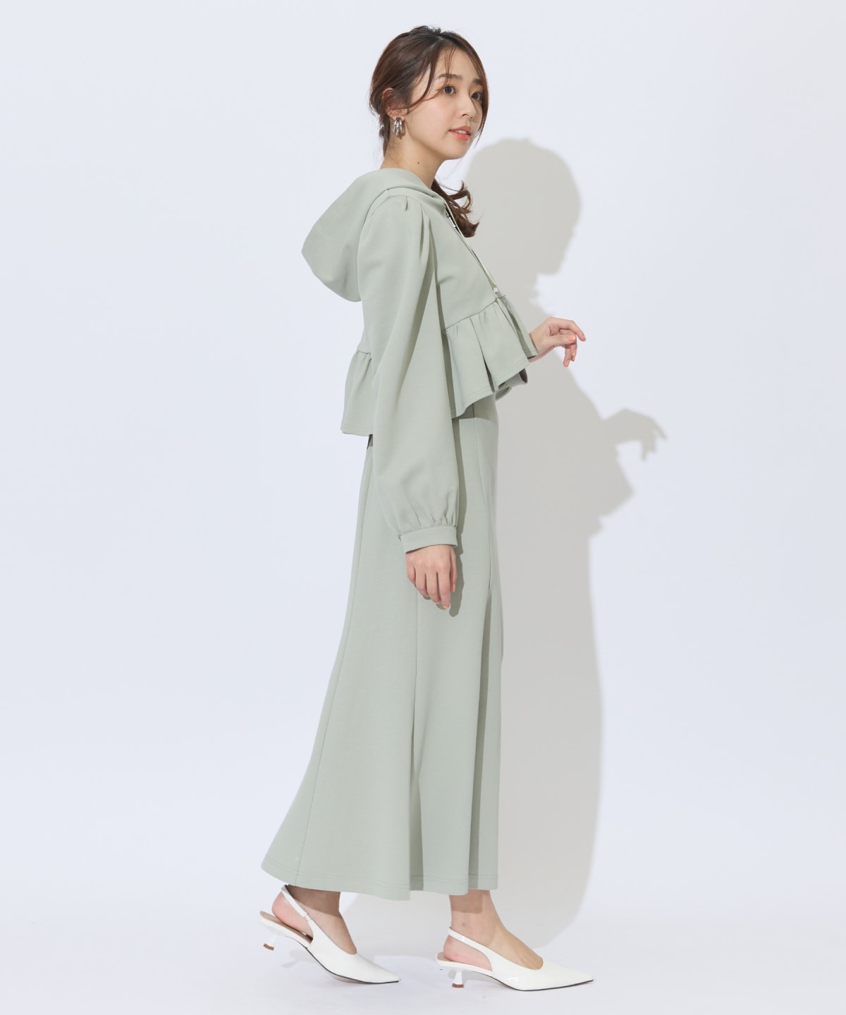 ペプラムパーカーセットアップ