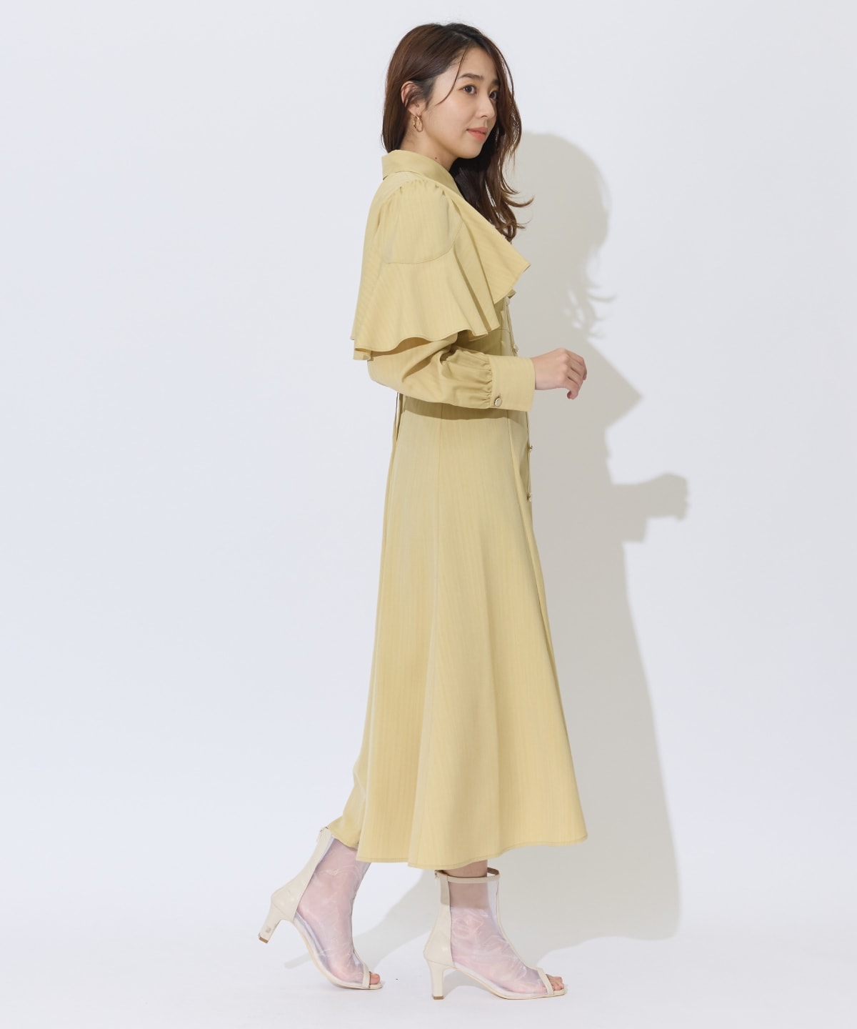 ケープフリルシャツワンピース