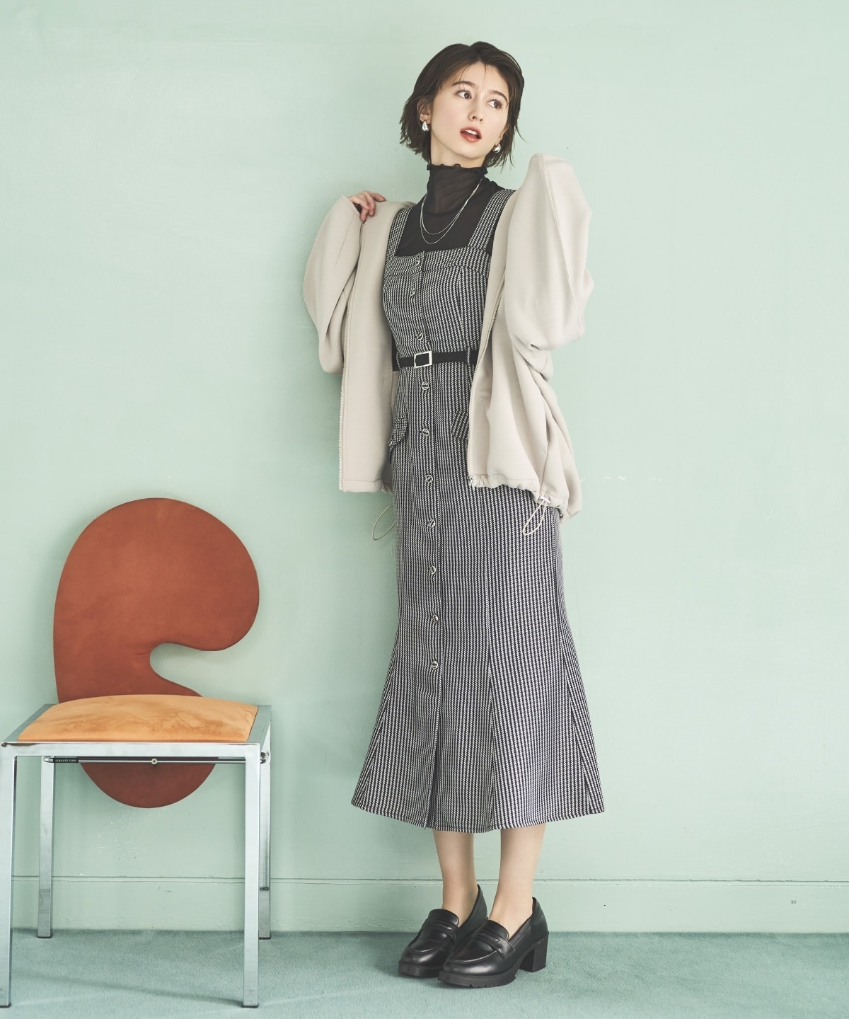 ダンボールポンチフーディーブルゾン