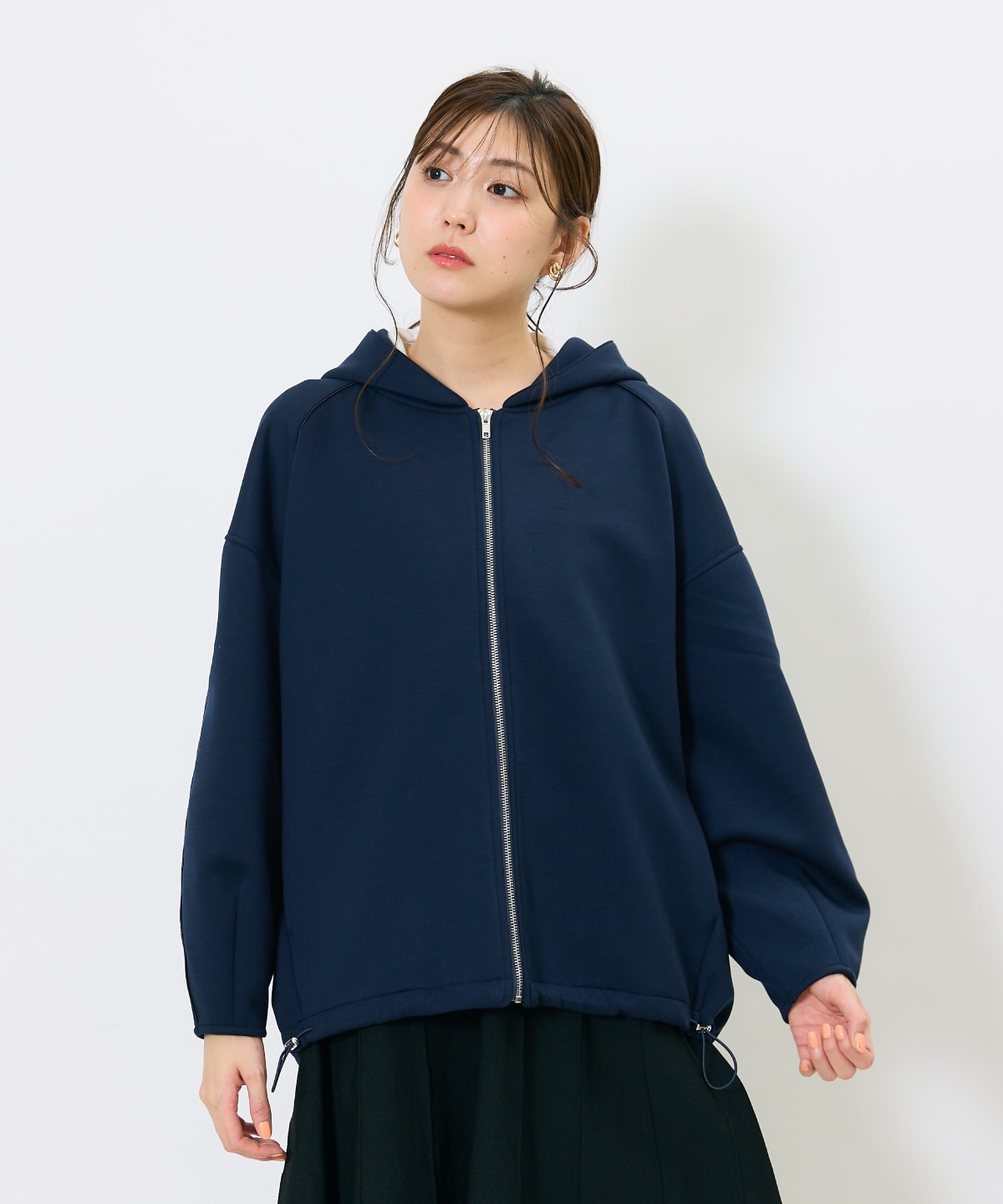 ダンボールポンチフーディーブルゾン