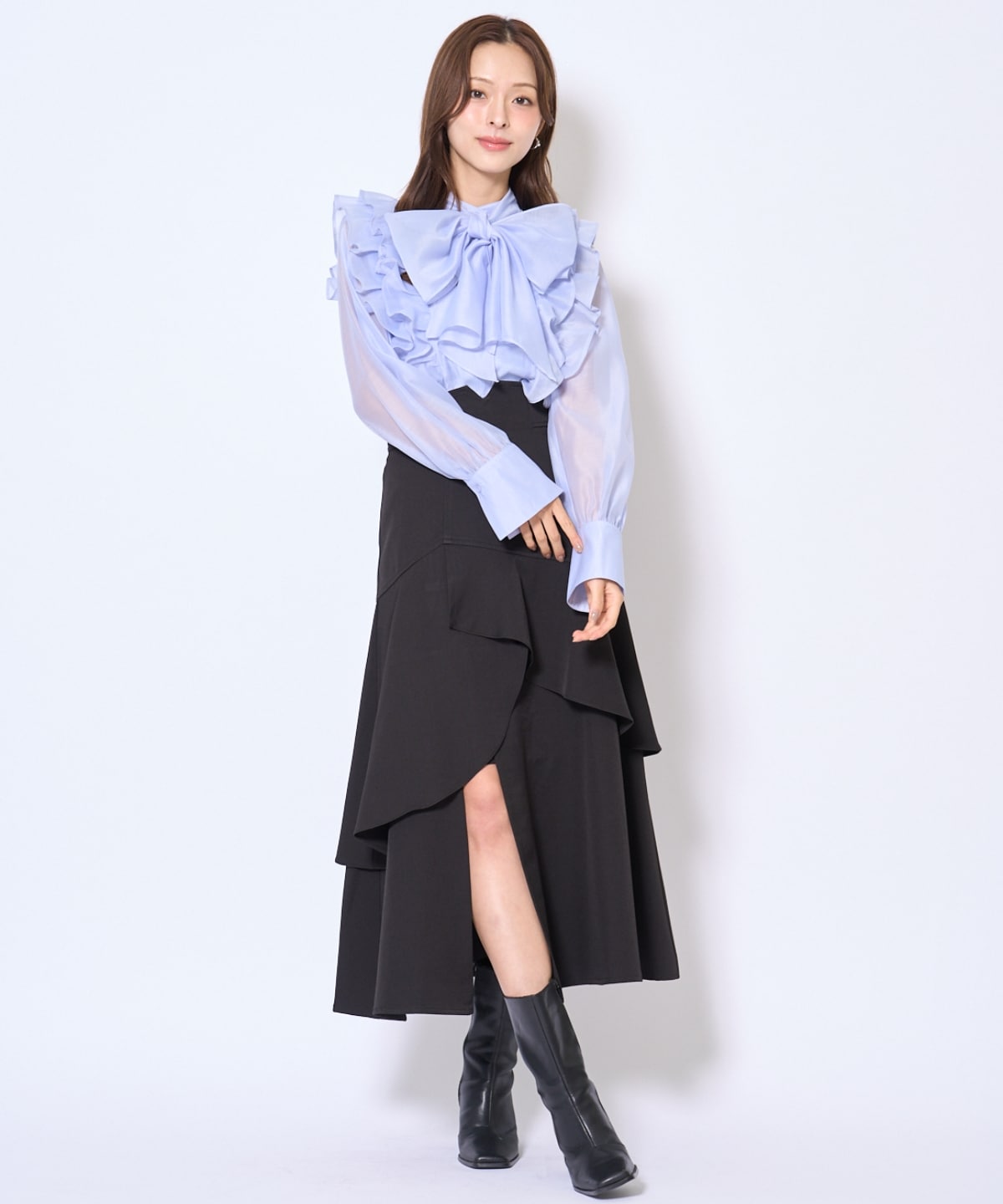 ボウタイフリルシアーブラウス