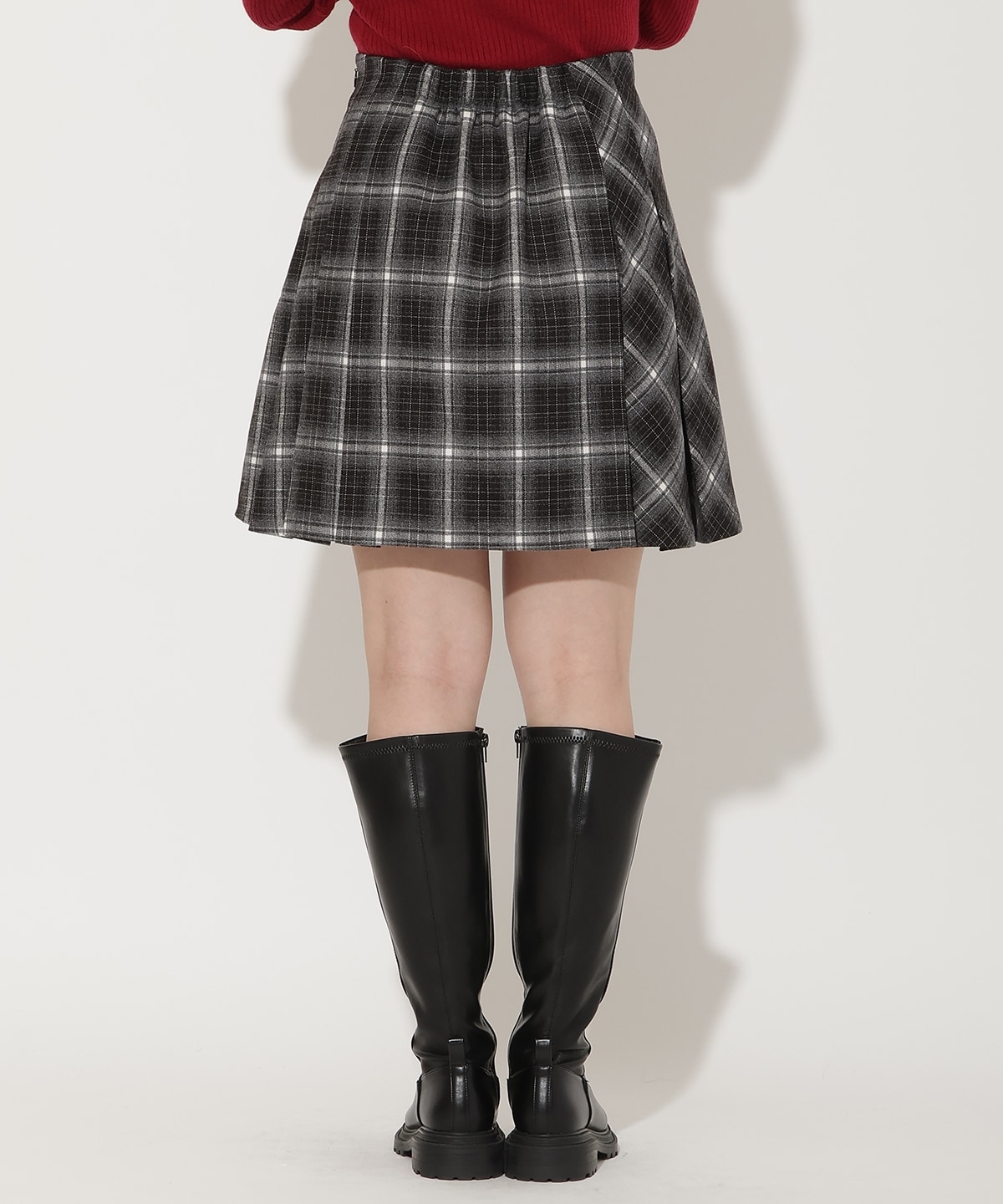 チェックミニスカート
