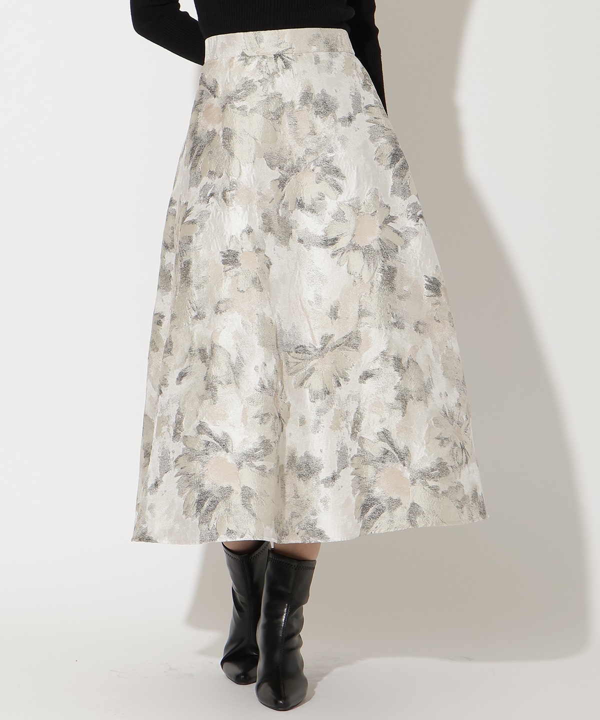 フラワージャガードフレアスカート