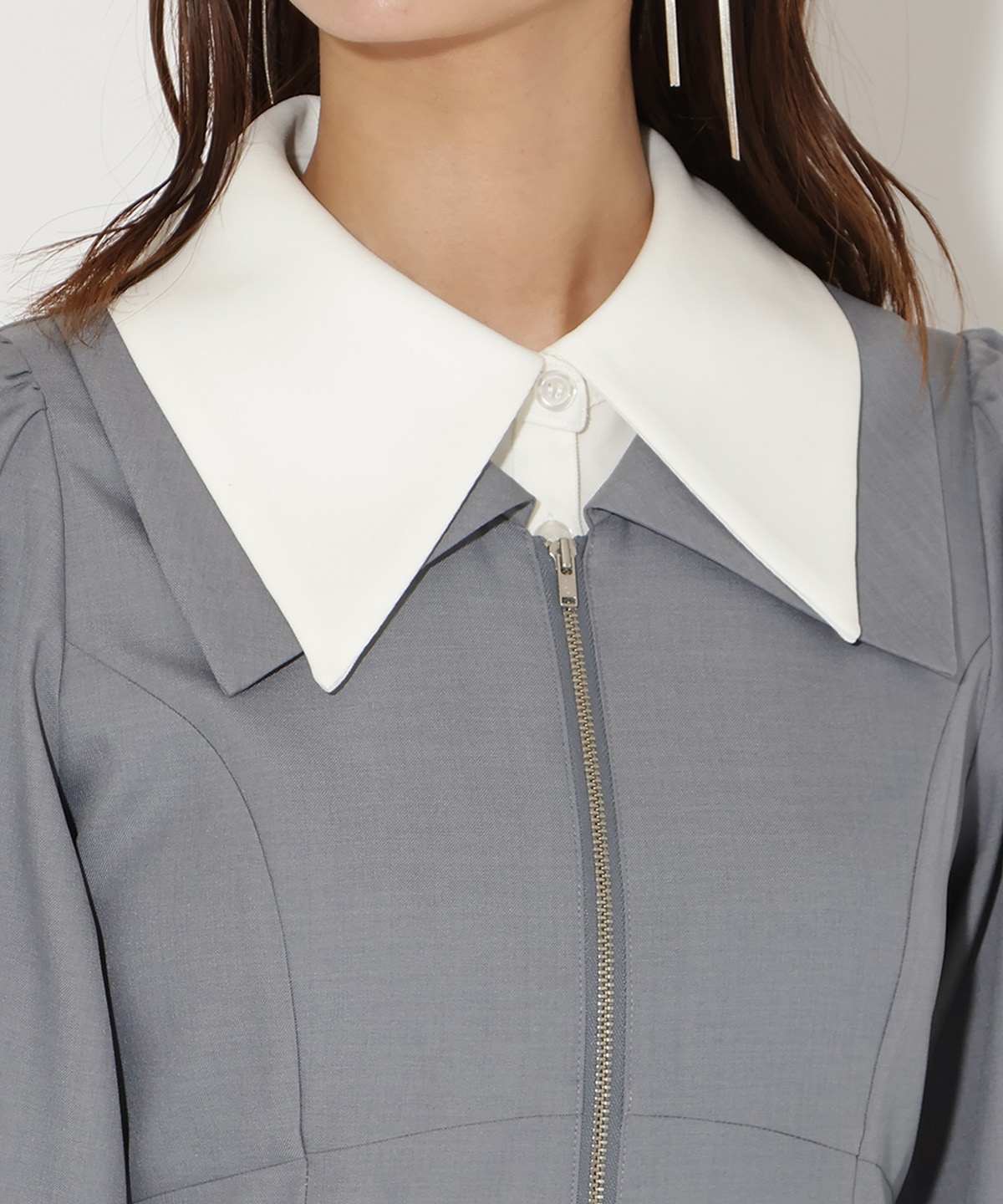 レイヤード襟フロントZIPワンピース