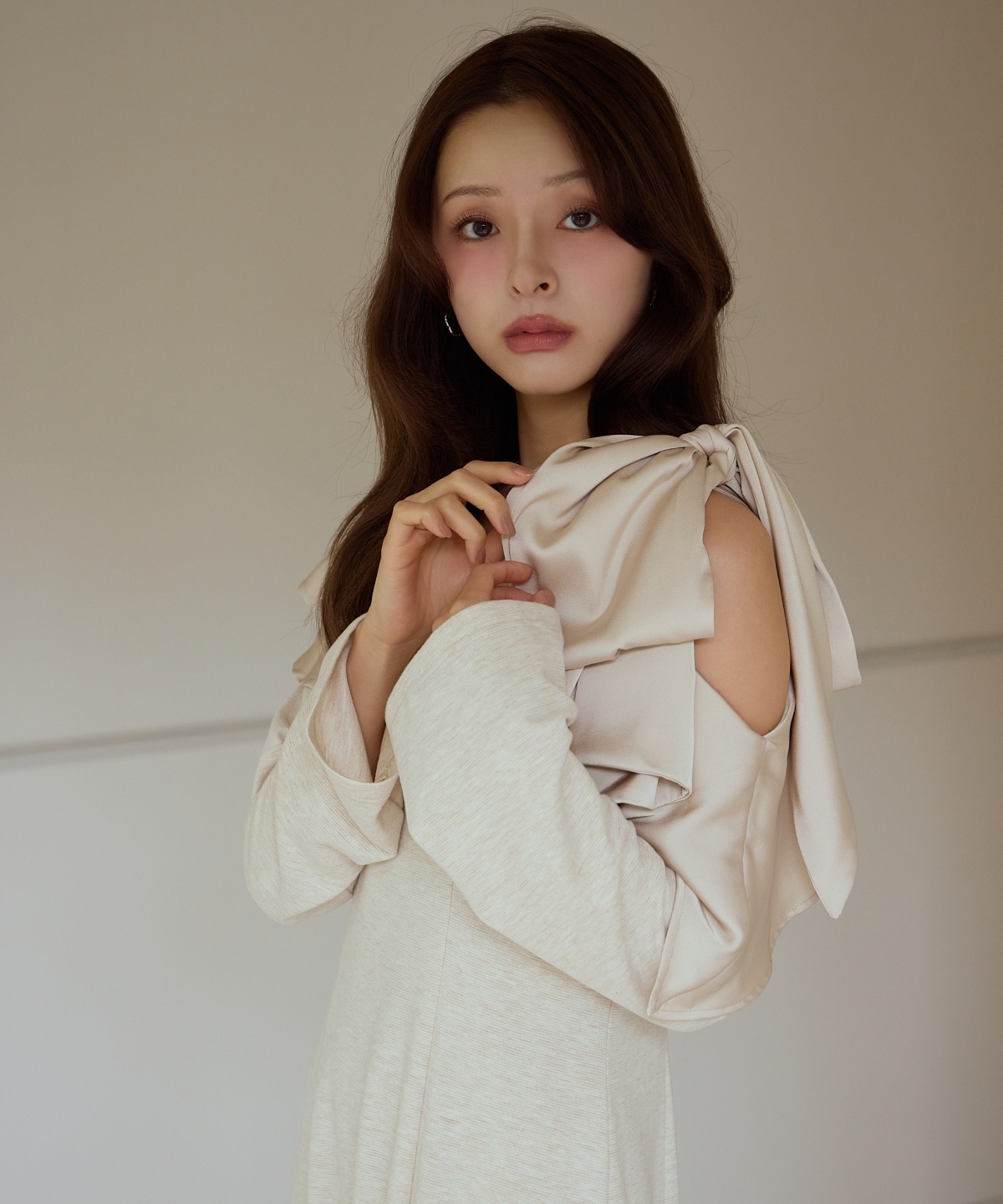 ショルダーリボンカットソーワンピース