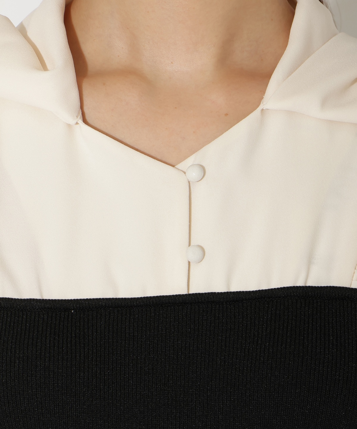 フリルショルダーボウタイドッキングワンピース