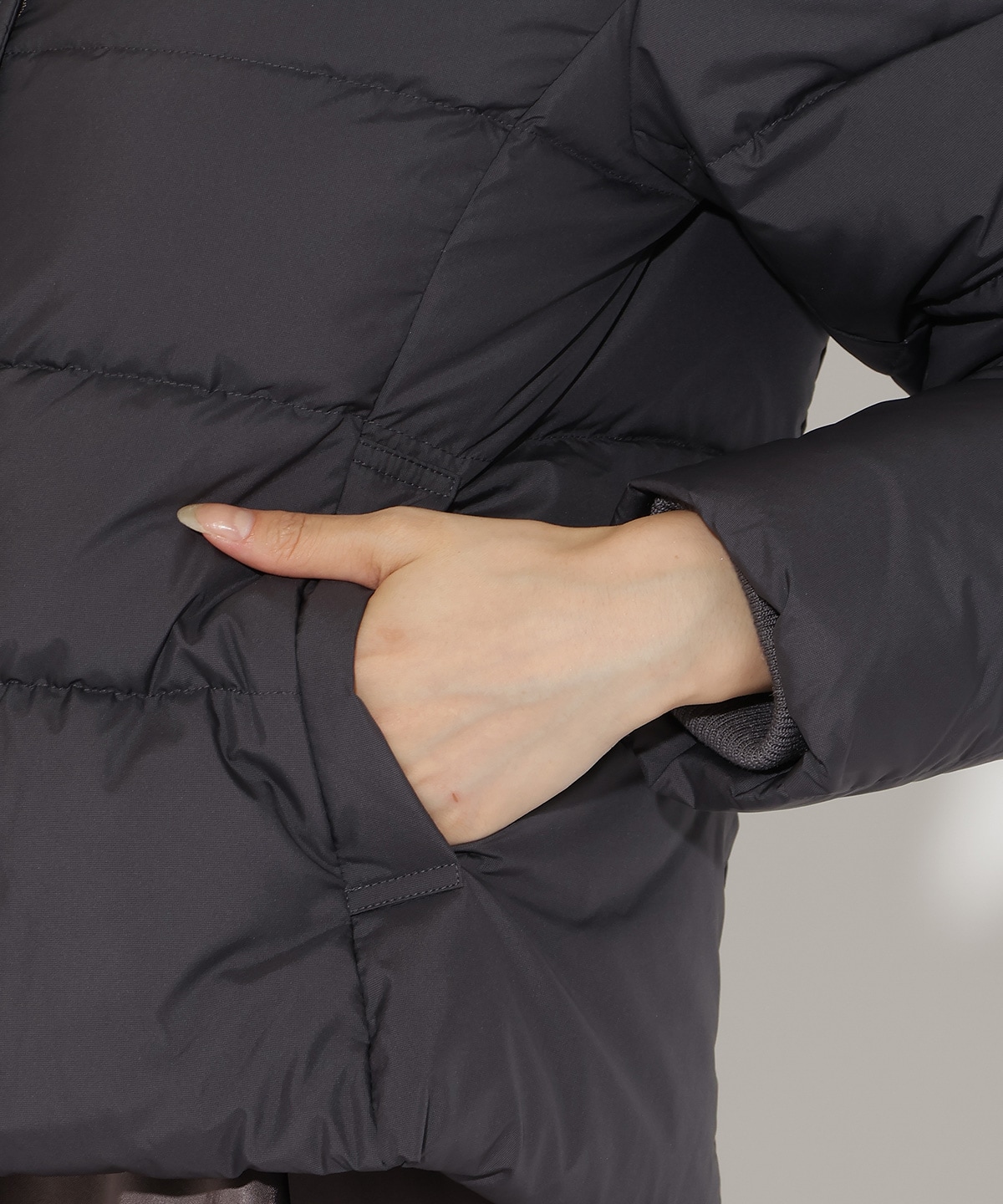 FOXファー付きプレミアムショートダウン