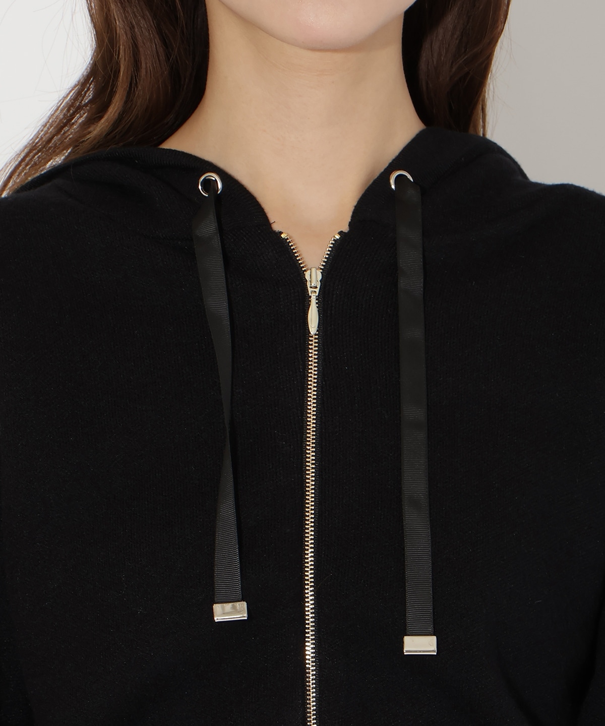 ニットパーカー