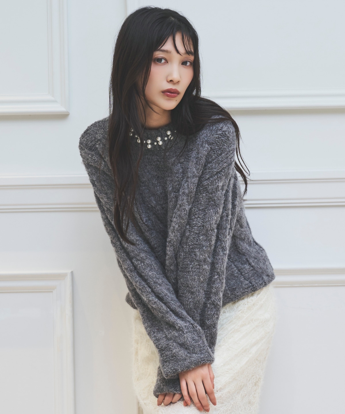 パール襟ケーブルニットプルオーバー