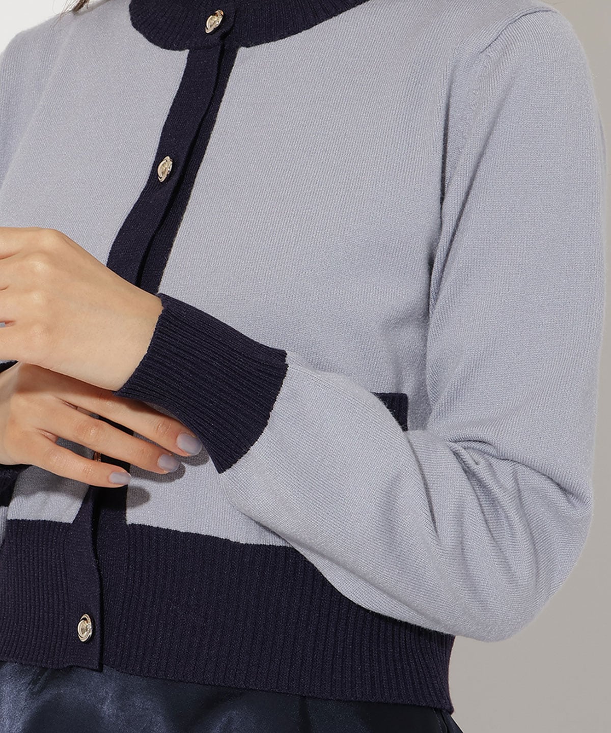 バイカラーアンサンブルニット