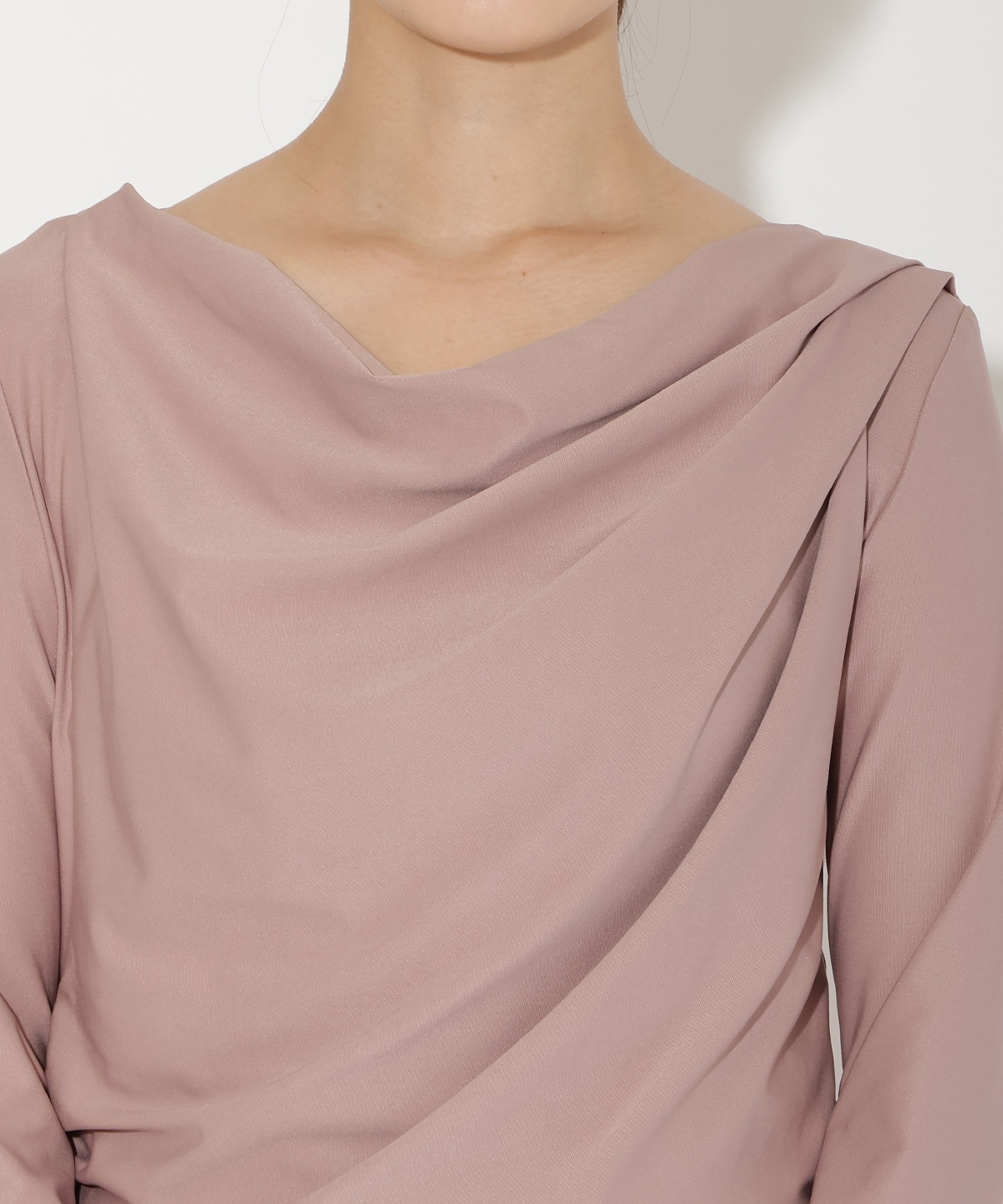 ドレープカットソー