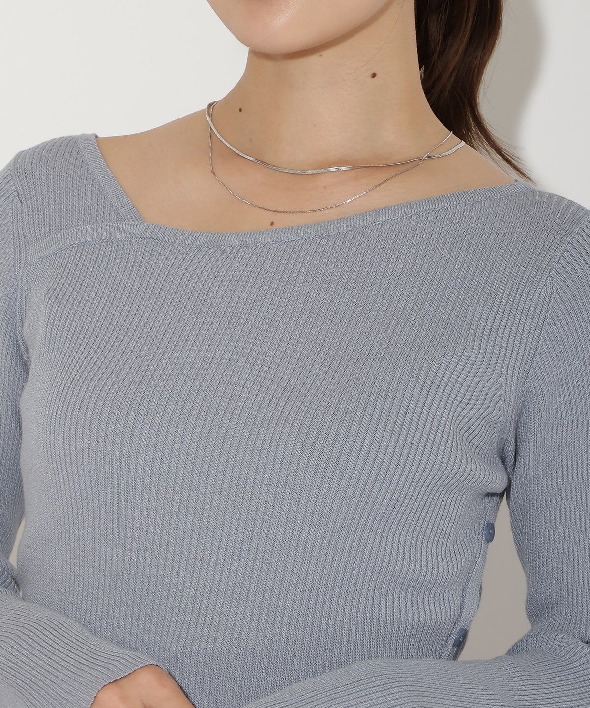 アシメVネック長袖プルオーバー