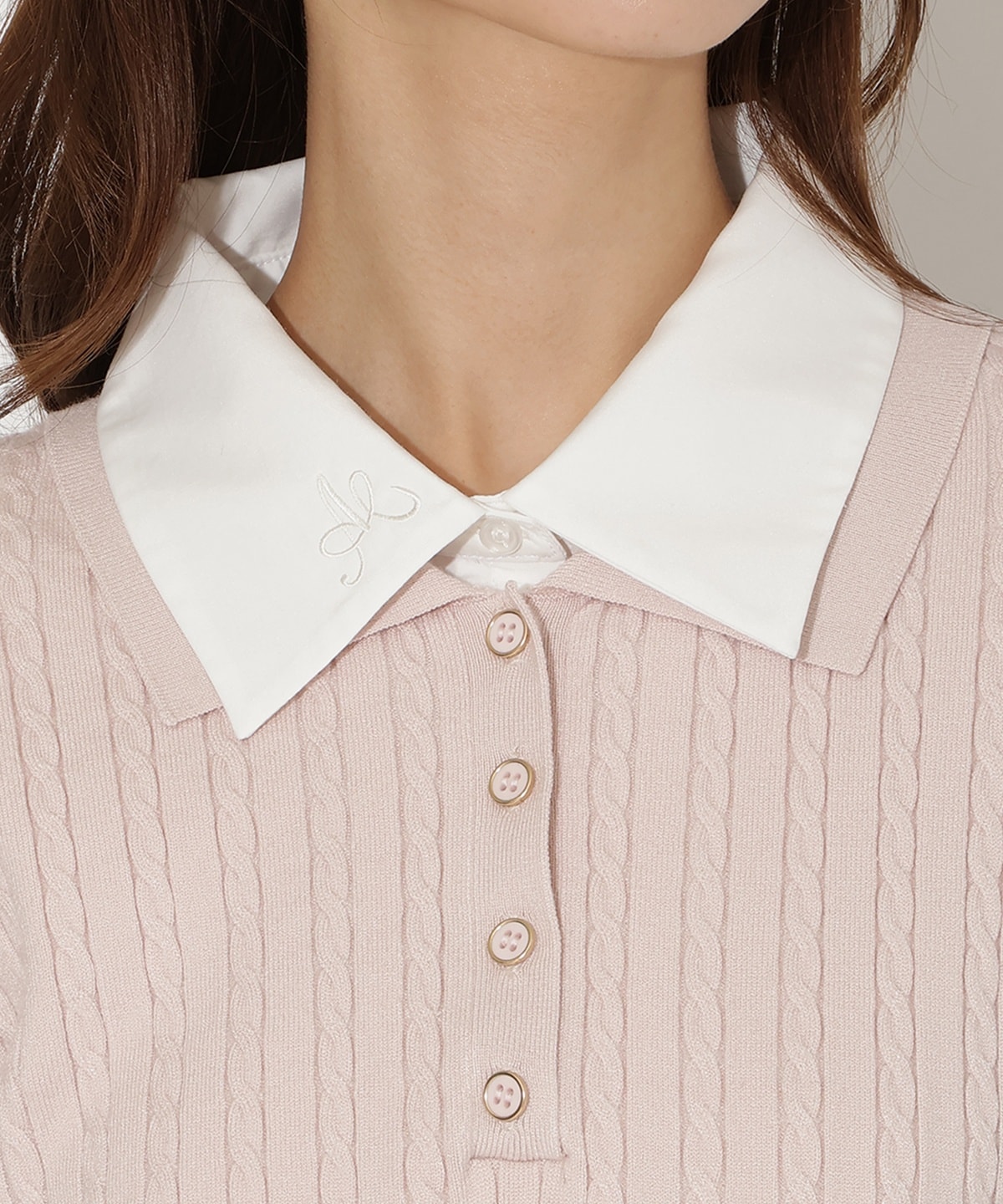 シャツ襟ケーブルニット