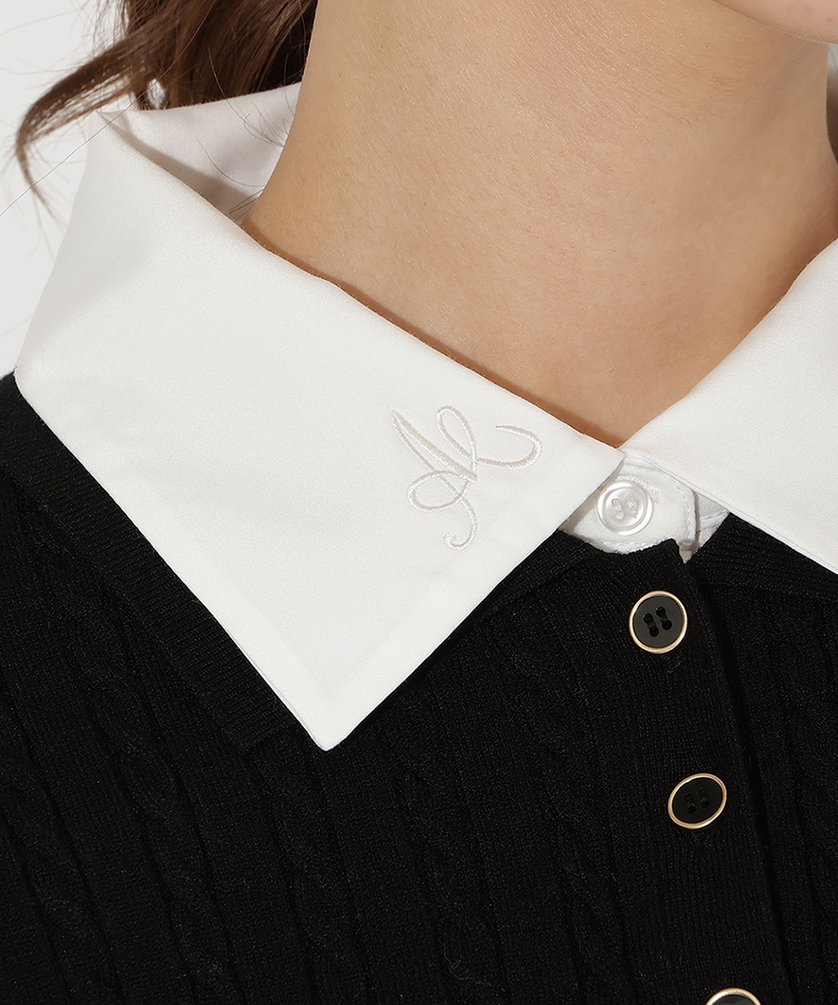 シャツ襟ケーブルニット