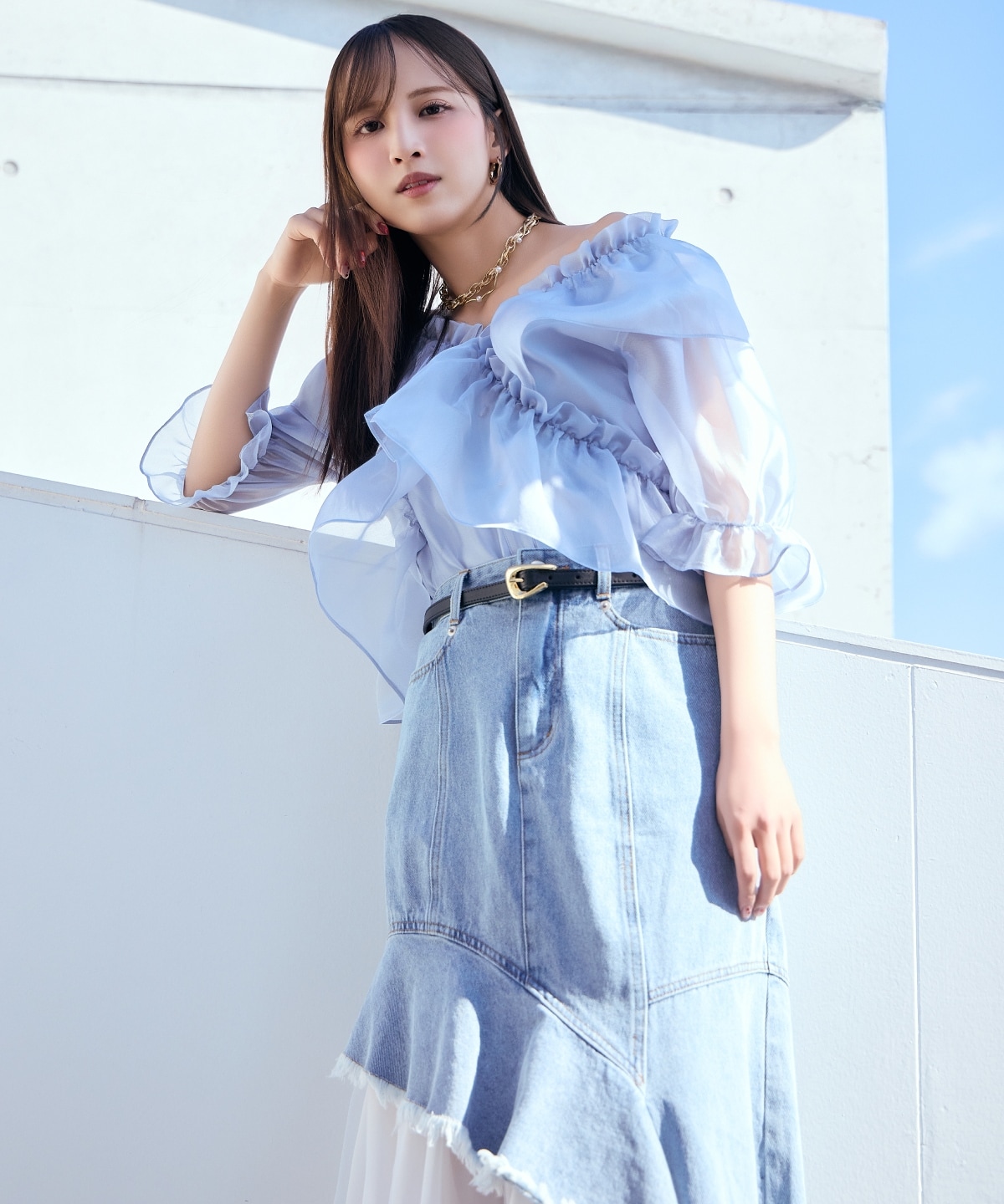 【先行予約受付中】フリルクロスシアーブラウス