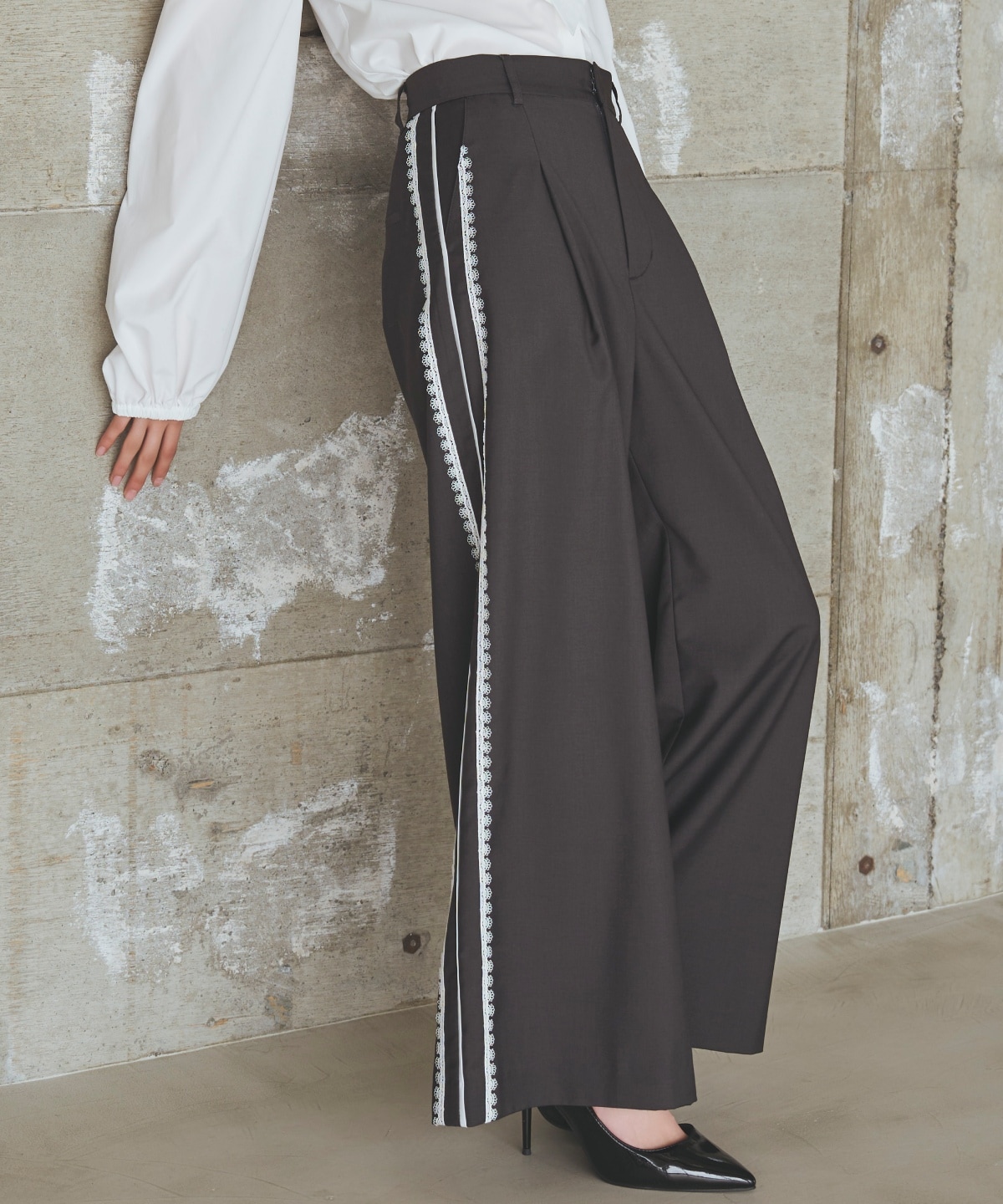 【先行予約受付中】サイドレースラインパンツ