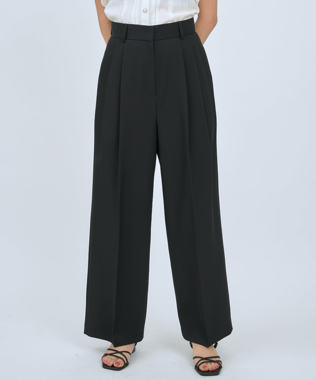 【先行予約受付中】2タックワイドパンツ