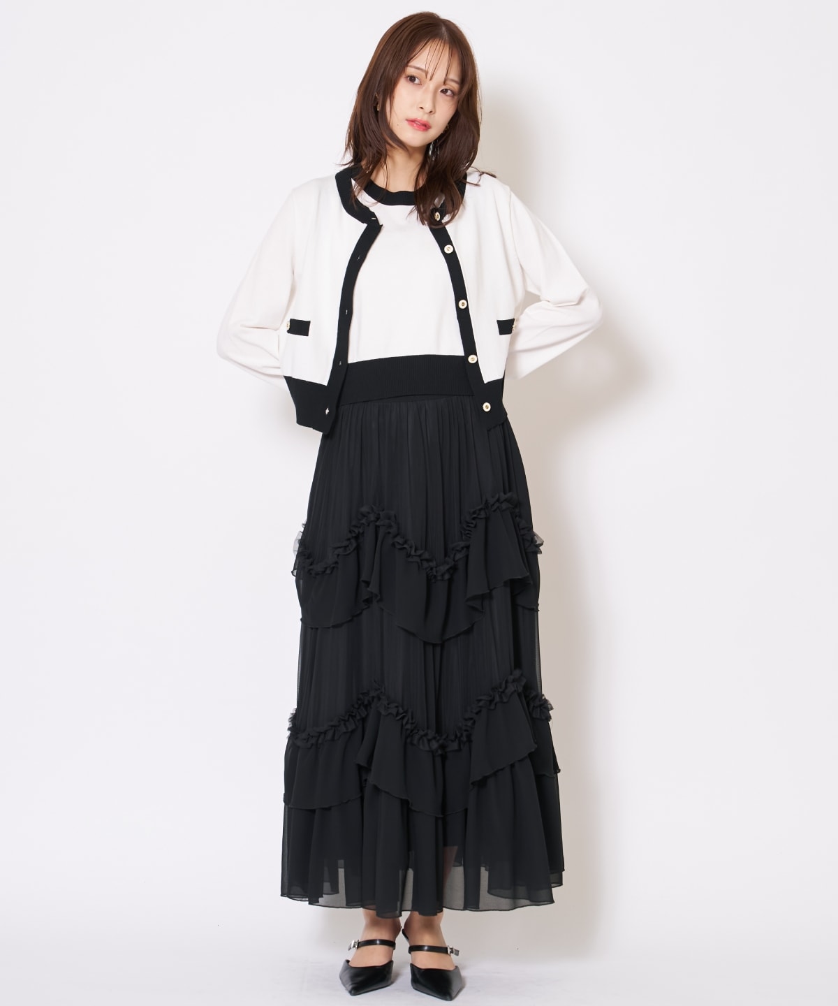 【先行予約受付中】バイカラーニットアンサンブル