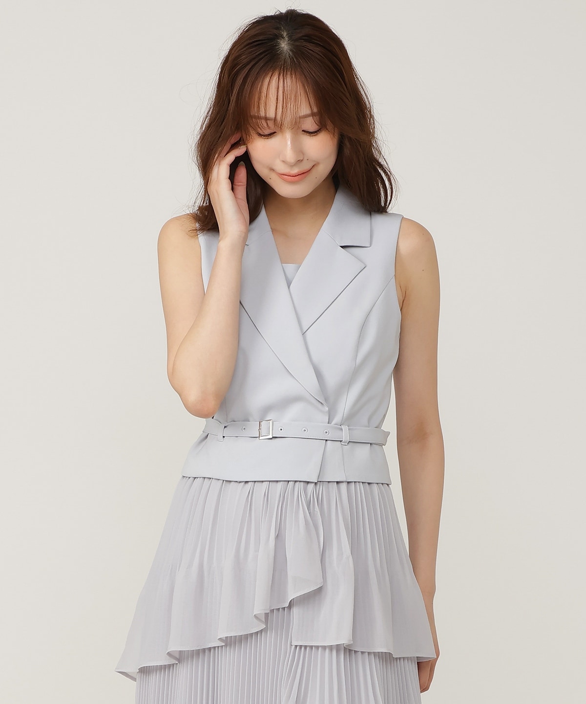 【5/14(木)一部店舗先行発売】ベストレイヤード消しプリーツワンピース