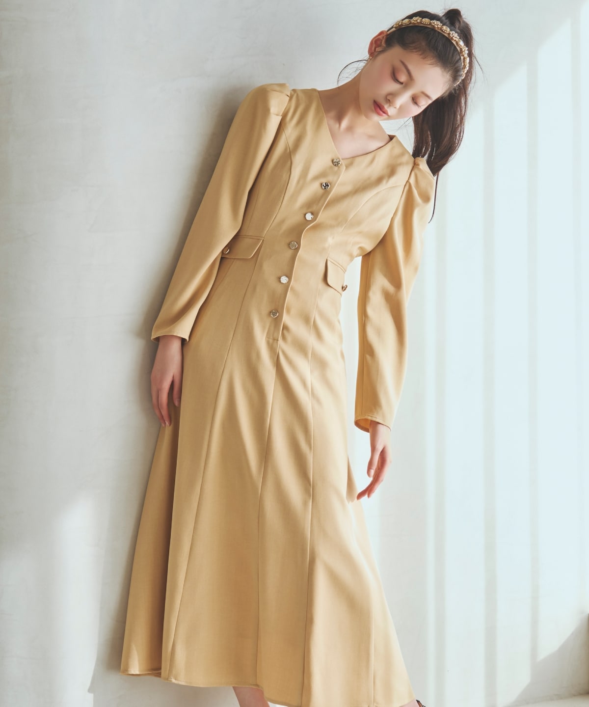 【先行予約受付中】Vネックパフスリーブワンピース