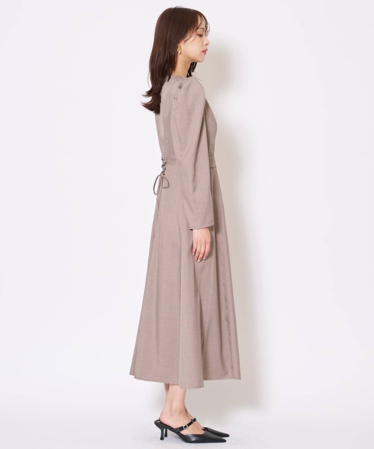 【先行予約受付中】Vネックパフスリーブワンピース