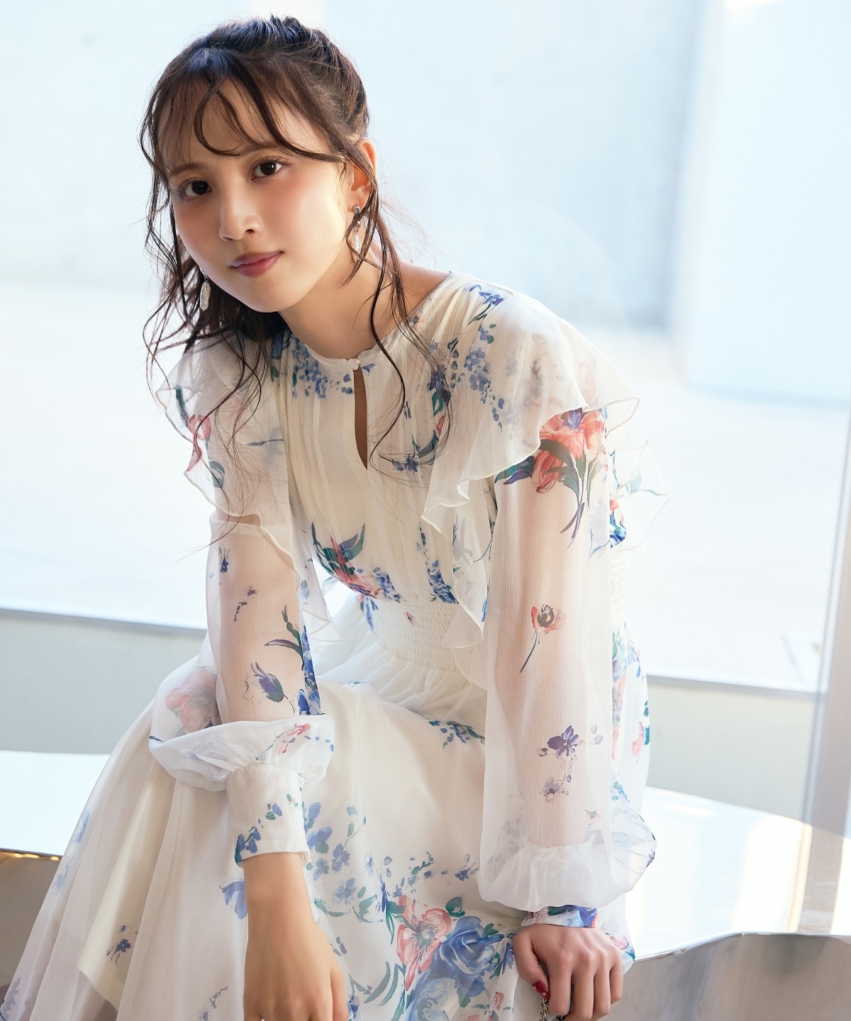 フラワープリントタックワンピース