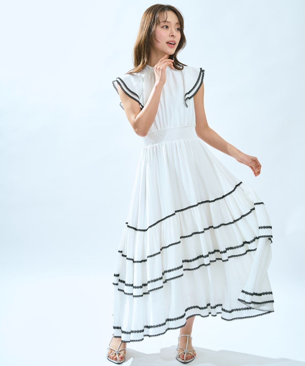 レーストリミングティアードワンピース